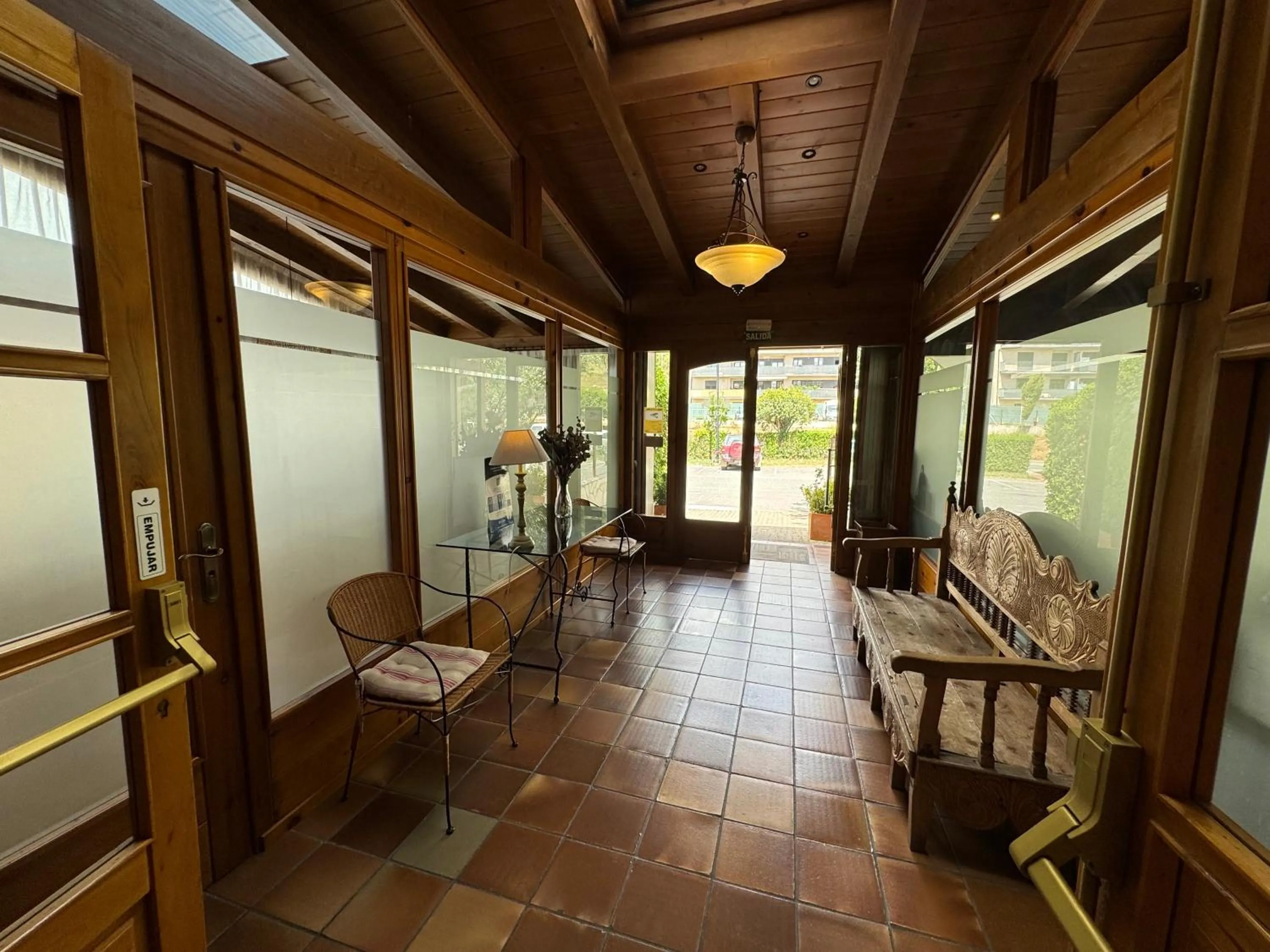 Lobby or reception in Albergue Jakue