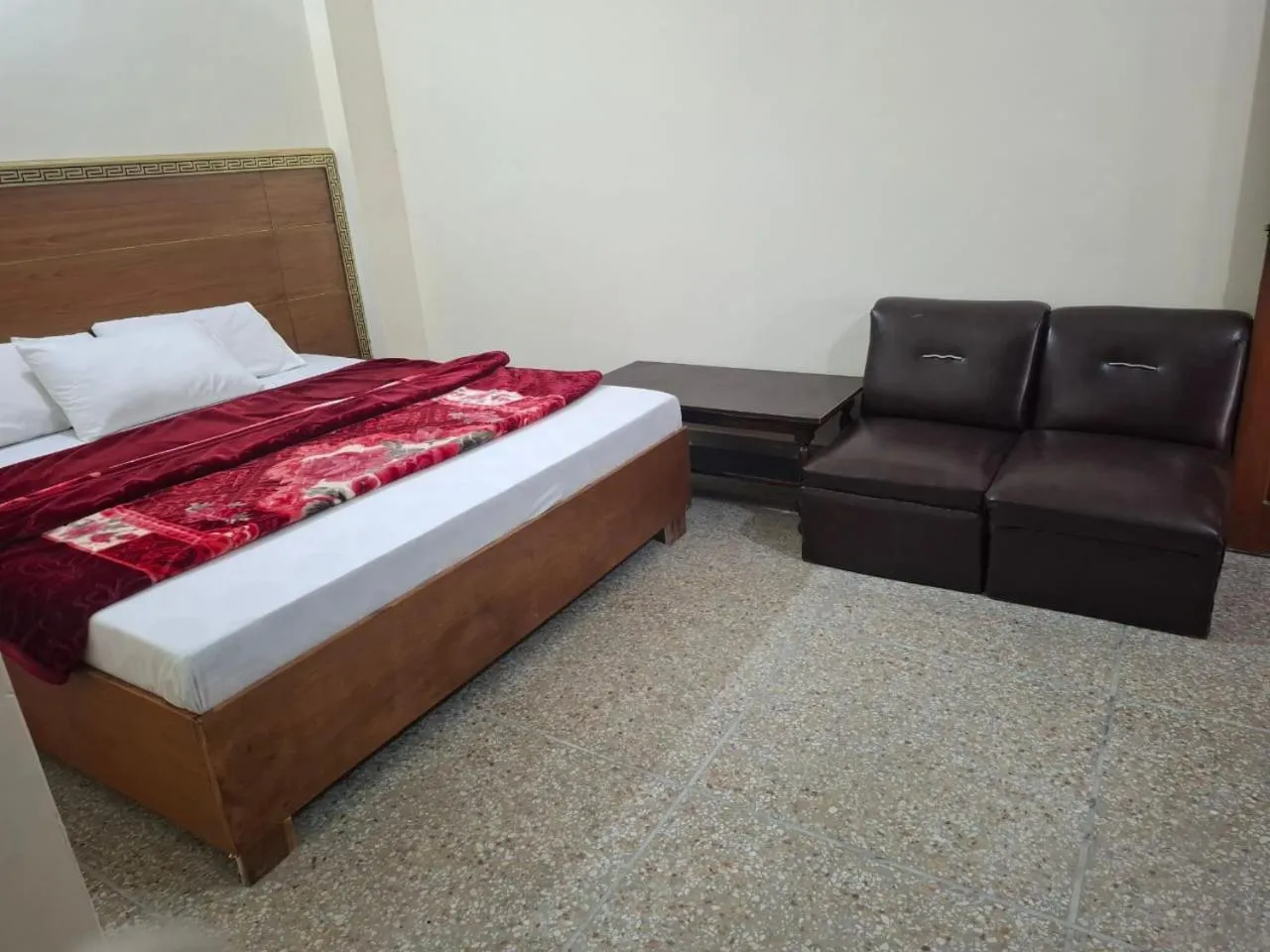 Bedroom, Bed in Marhaba Hotel