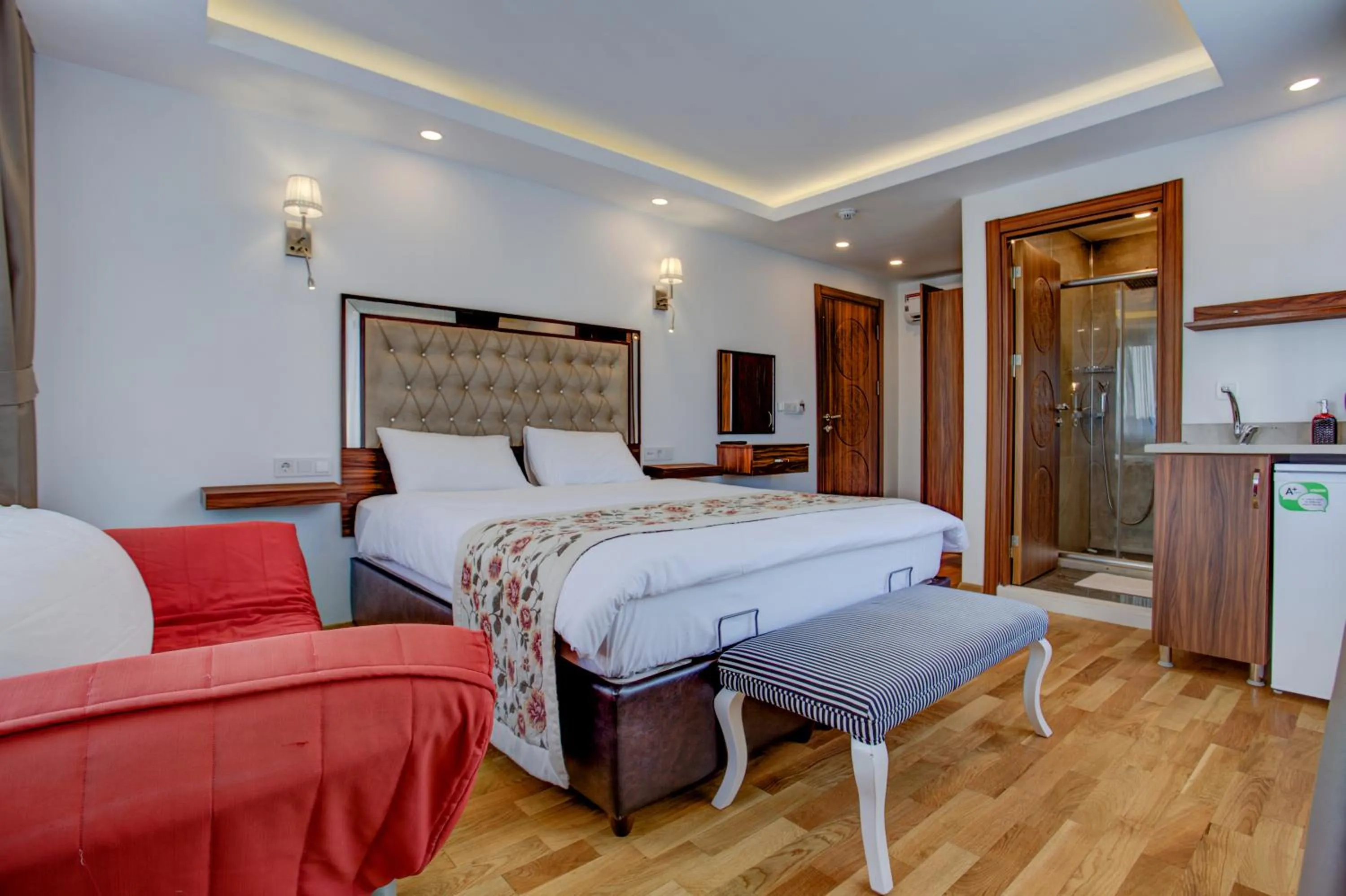 Shower, Bed in Violin Hotel Sultanahmet