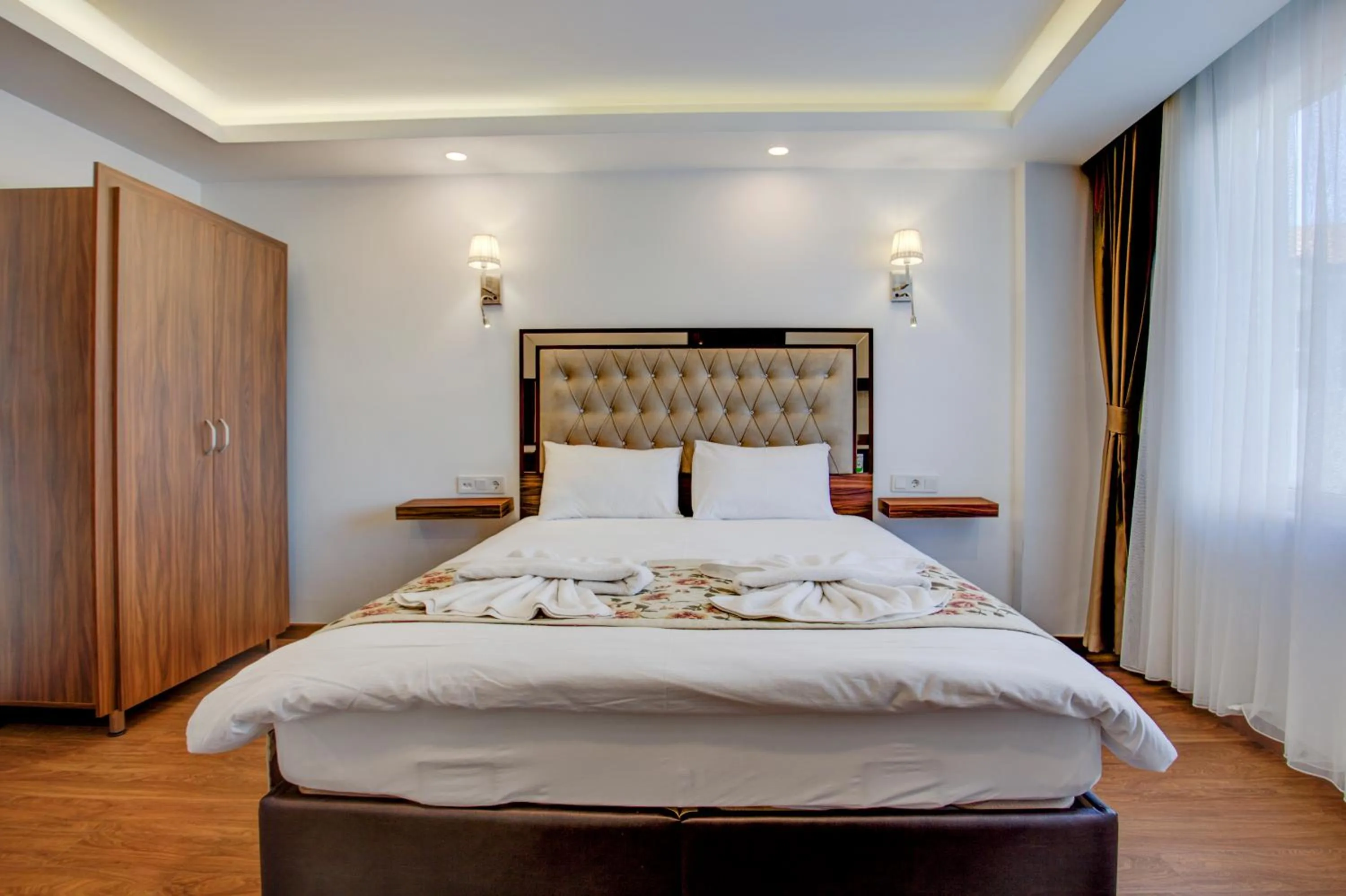 Shower, Bed in Violin Hotel Sultanahmet