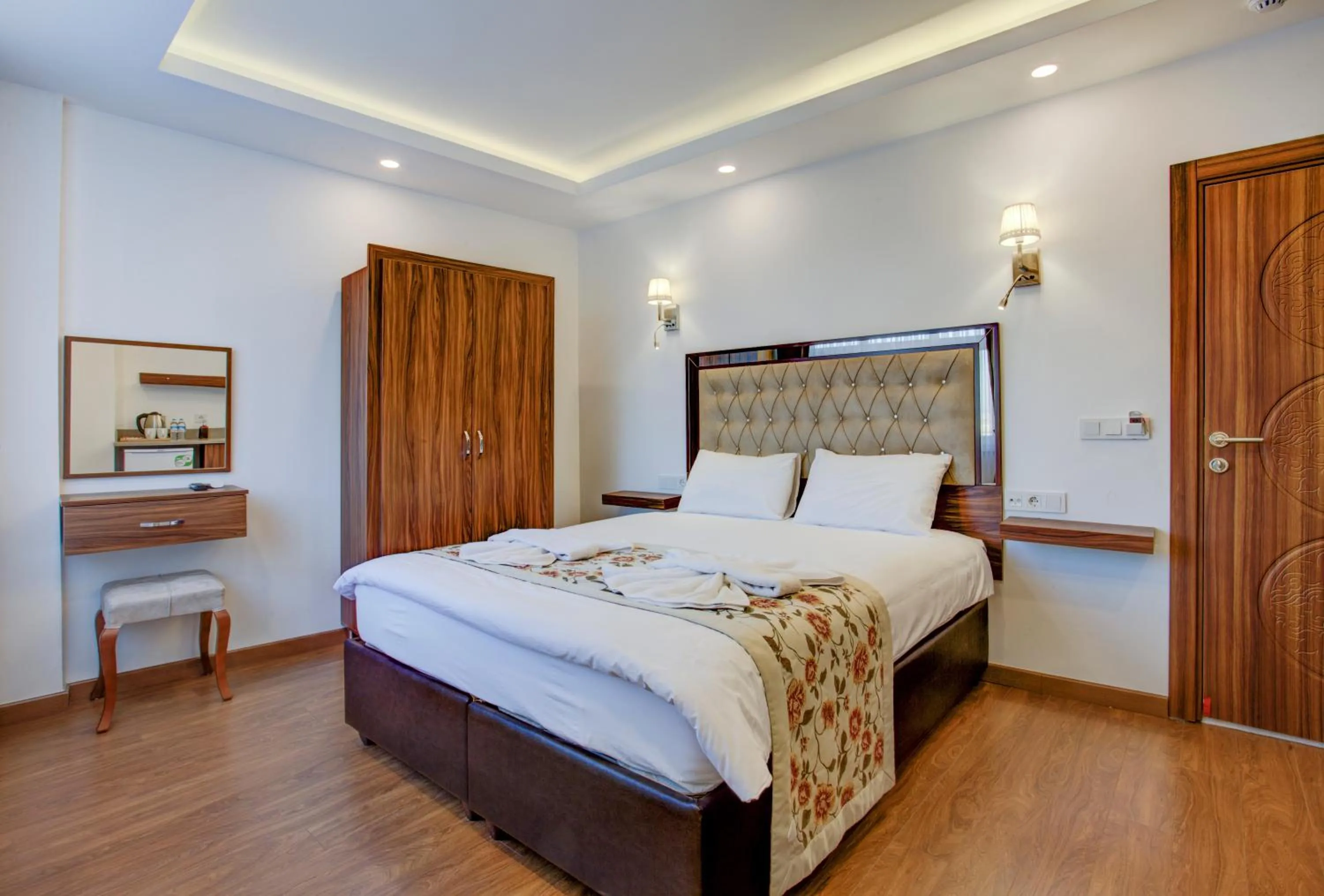 Shower, Bed in Violin Hotel Sultanahmet