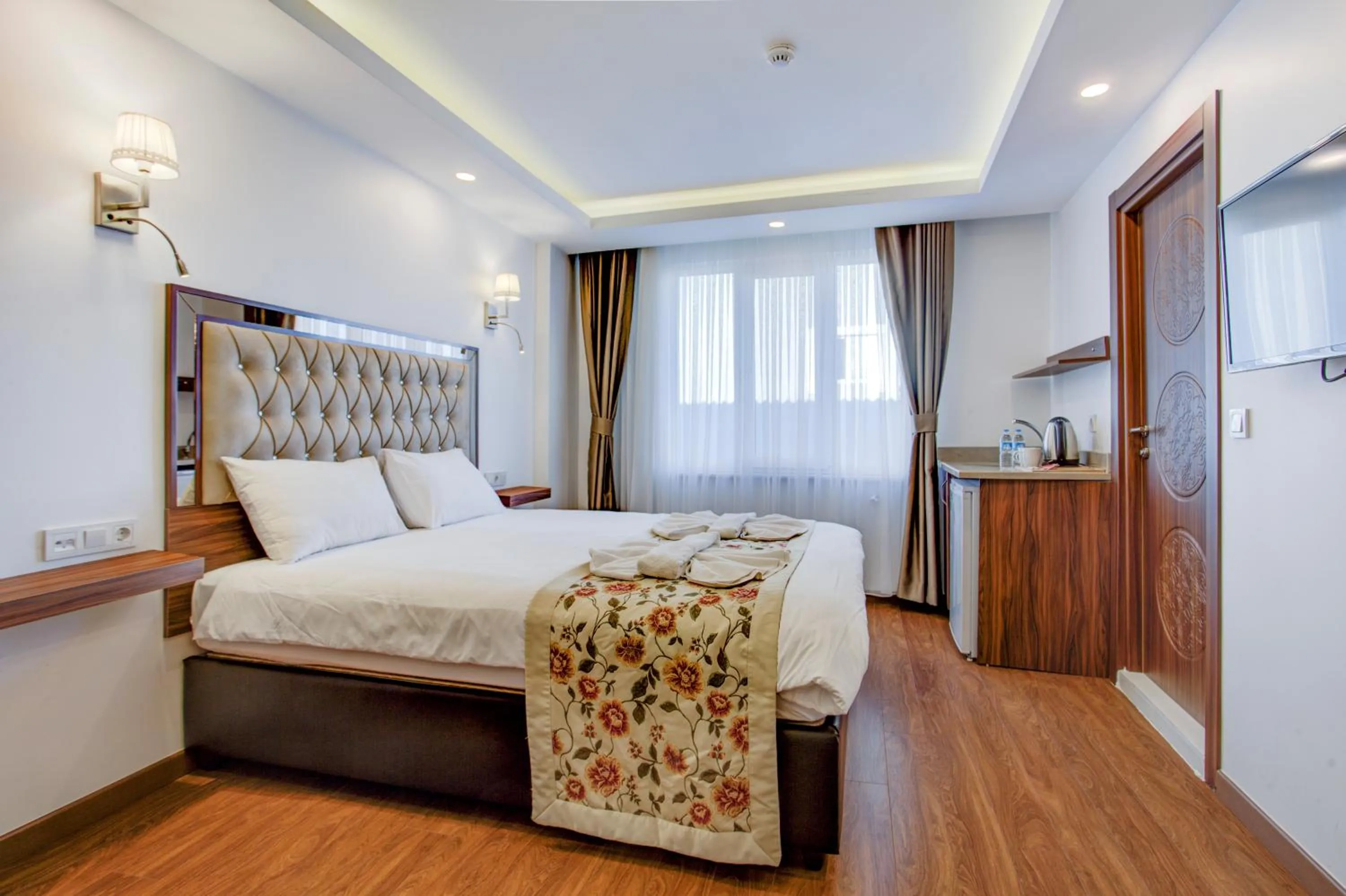 Shower, Bed in Violin Hotel Sultanahmet