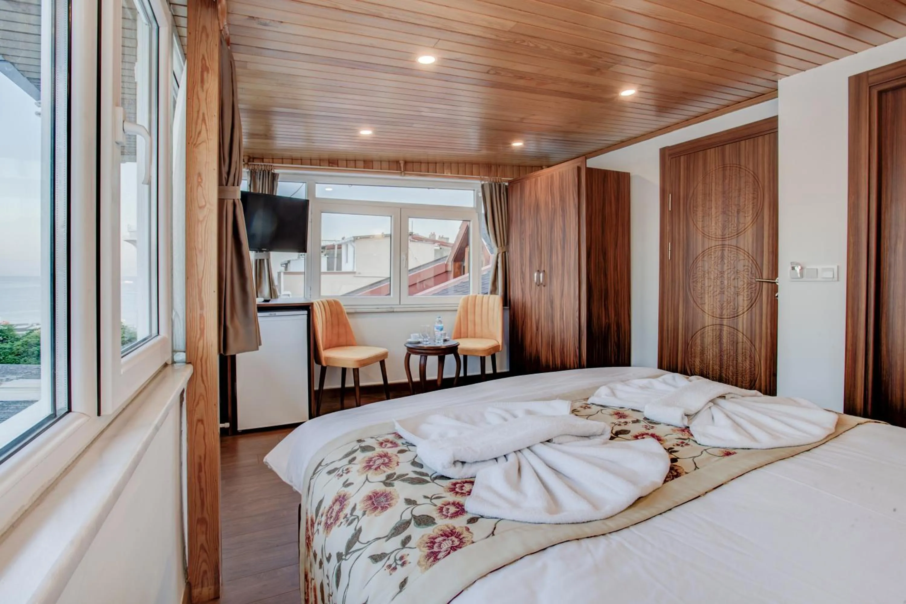 Shower, Bed in Violin Hotel Sultanahmet