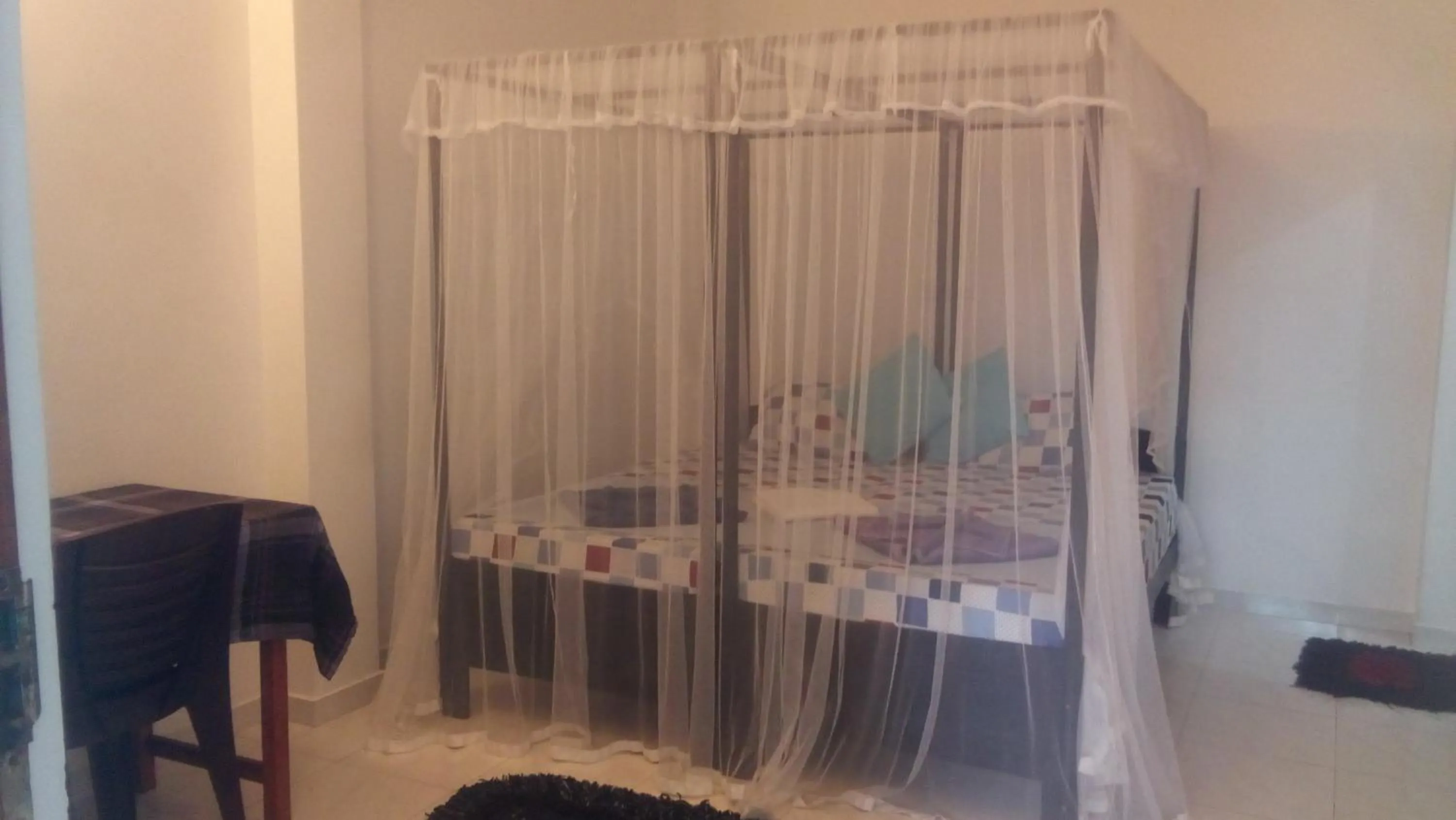 Photo of the whole room, Bed in Hotel Universal Beach