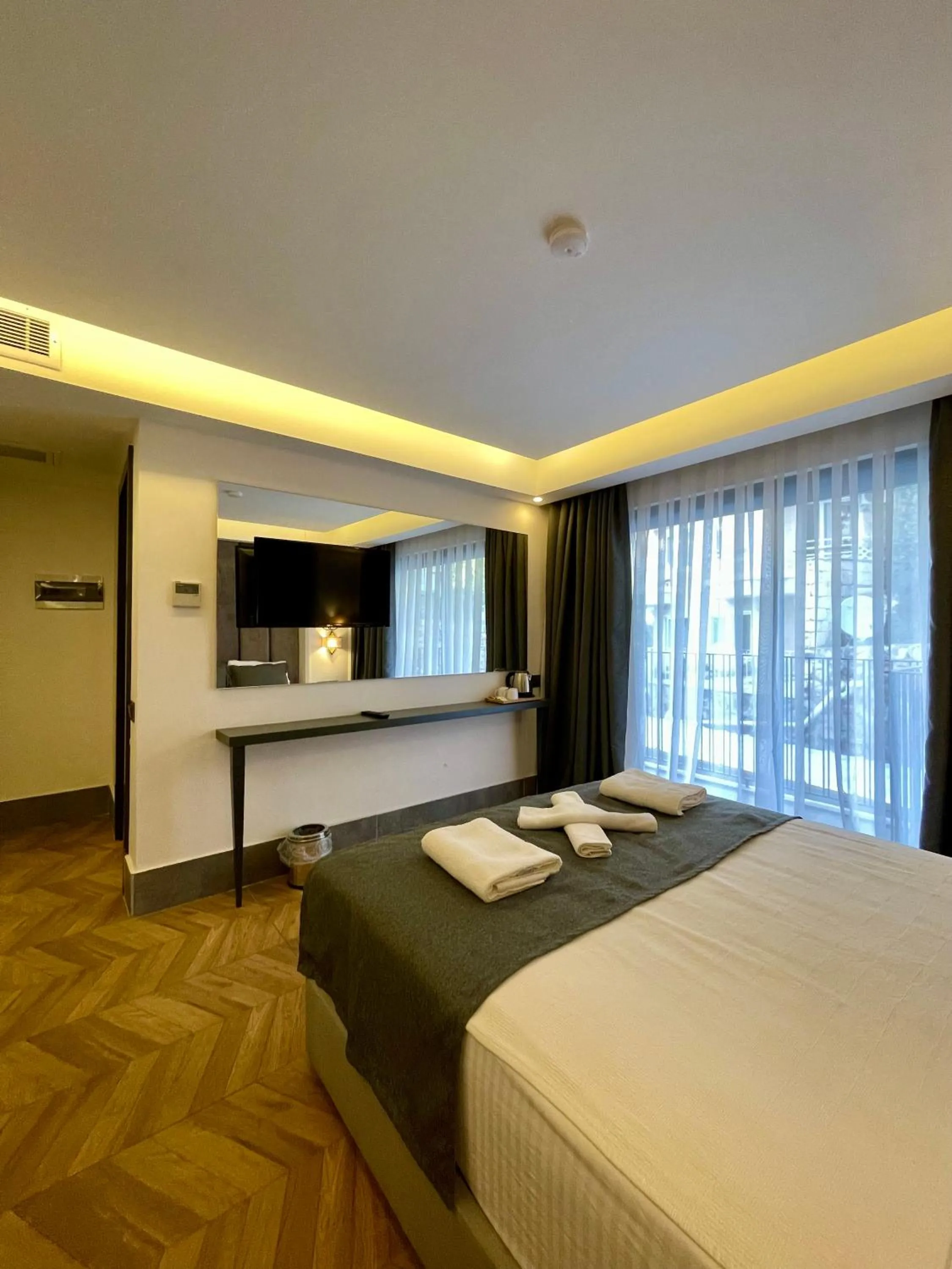 Bed in Brow City Kaş