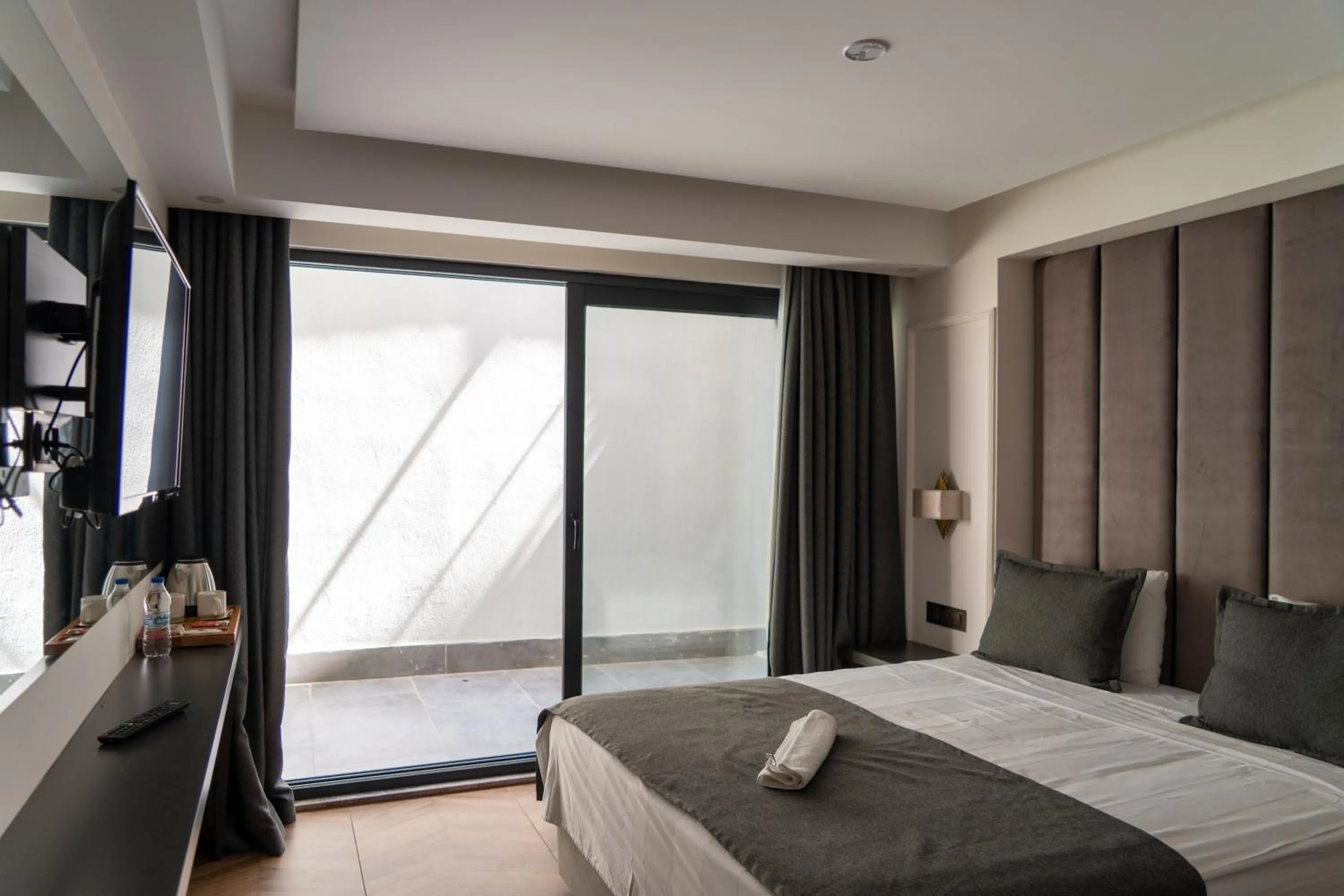 Balcony/Terrace, Bed in Brow City Kaş