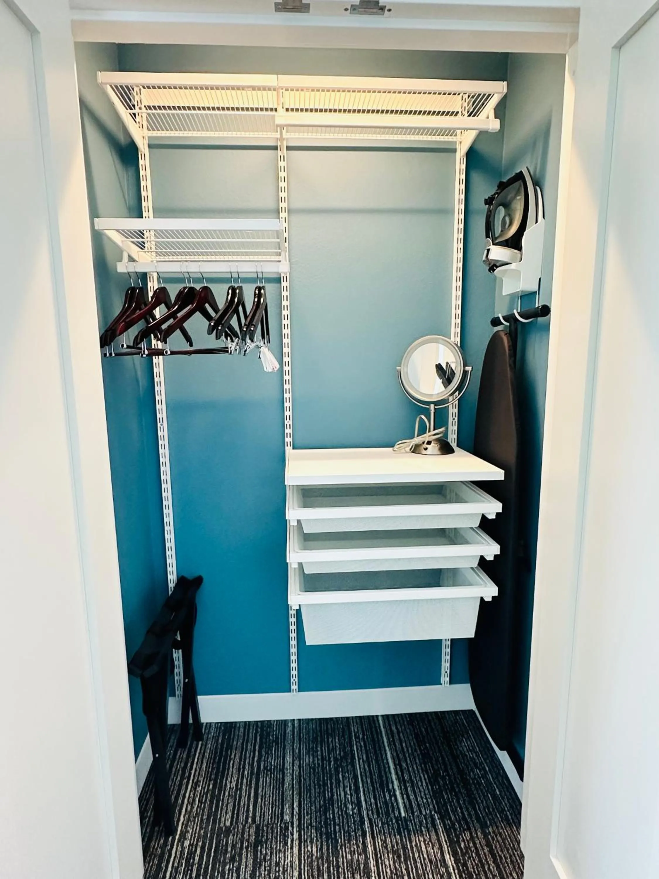 wardrobe in TownePlace Suites by Marriott Miramar Beach Destin