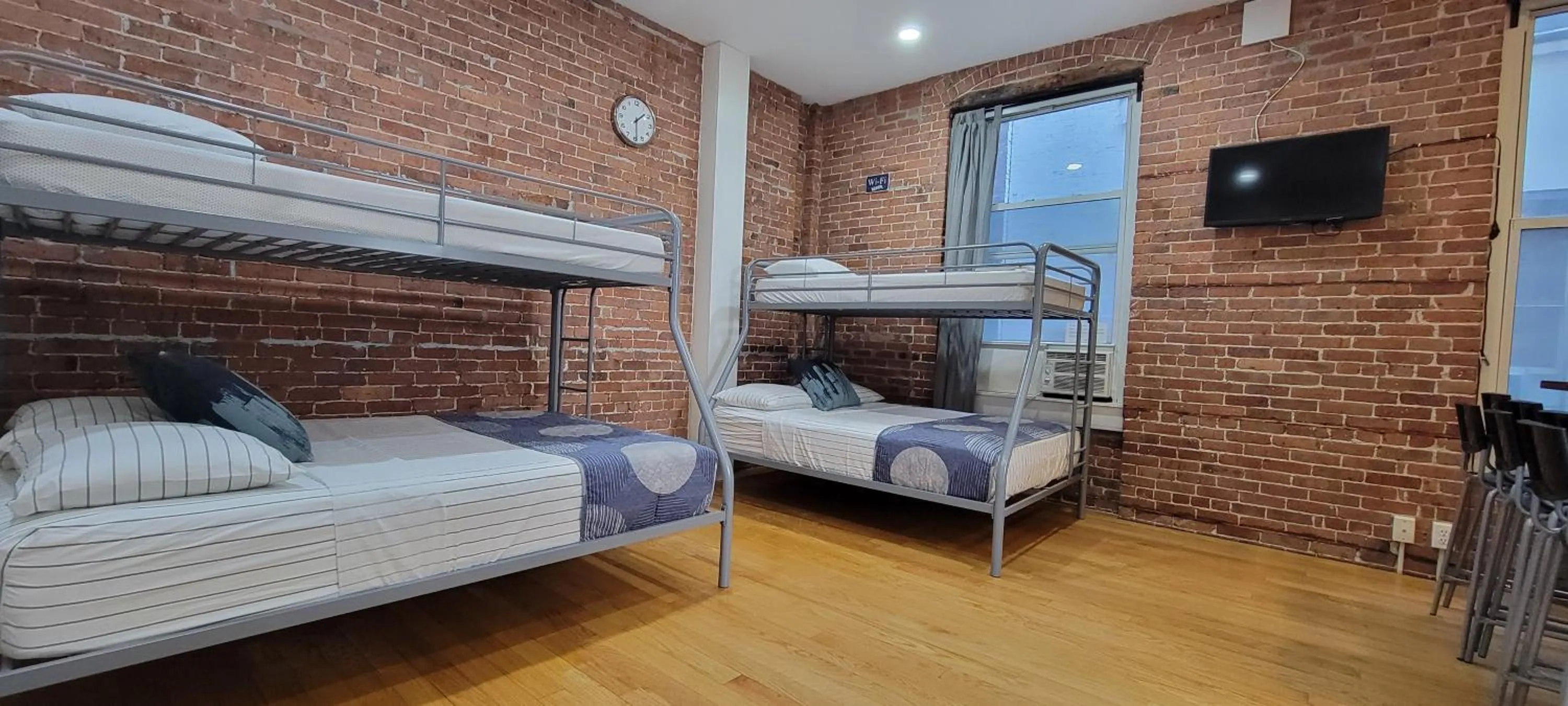 Bedroom, Bed in Studios Midtown Manhattan