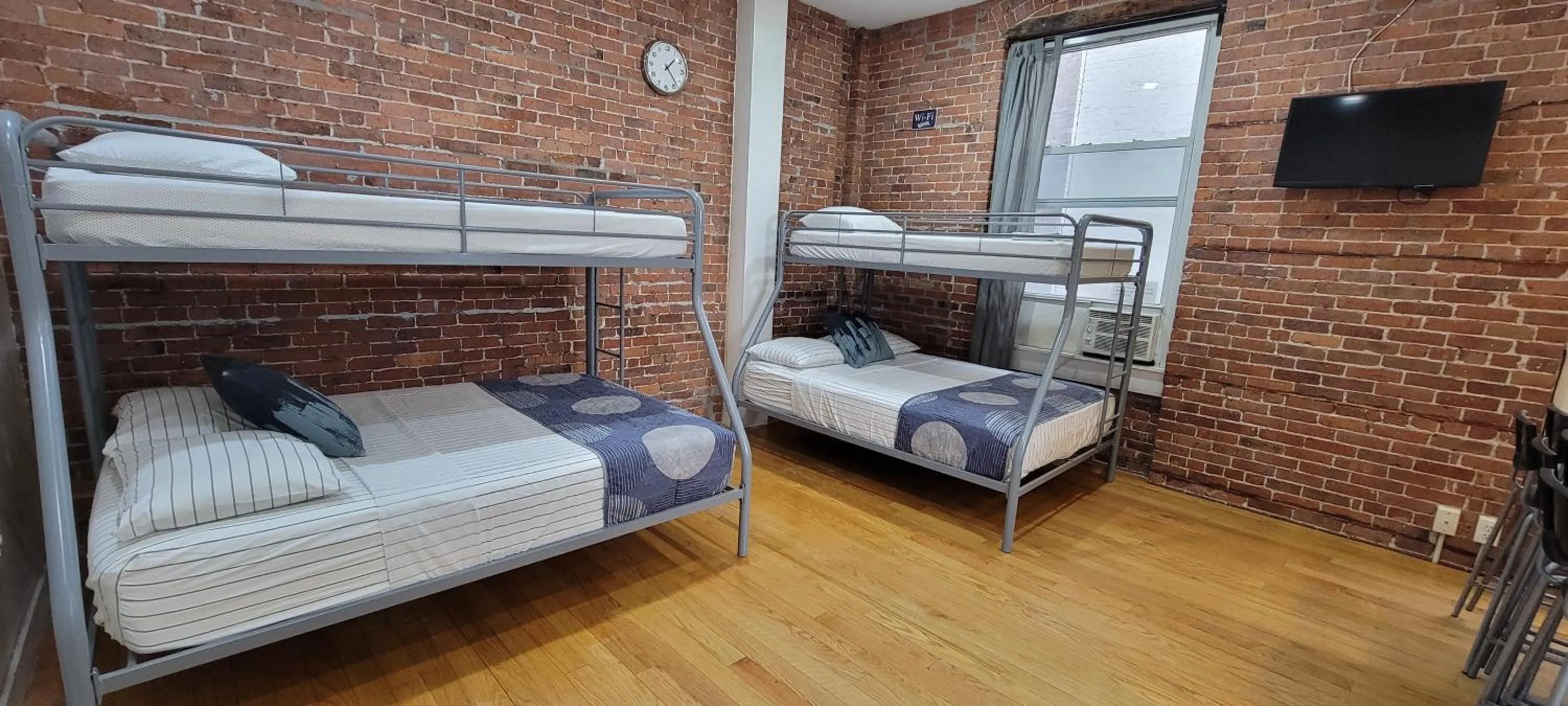 Bedroom, Bed in Studios Midtown Manhattan