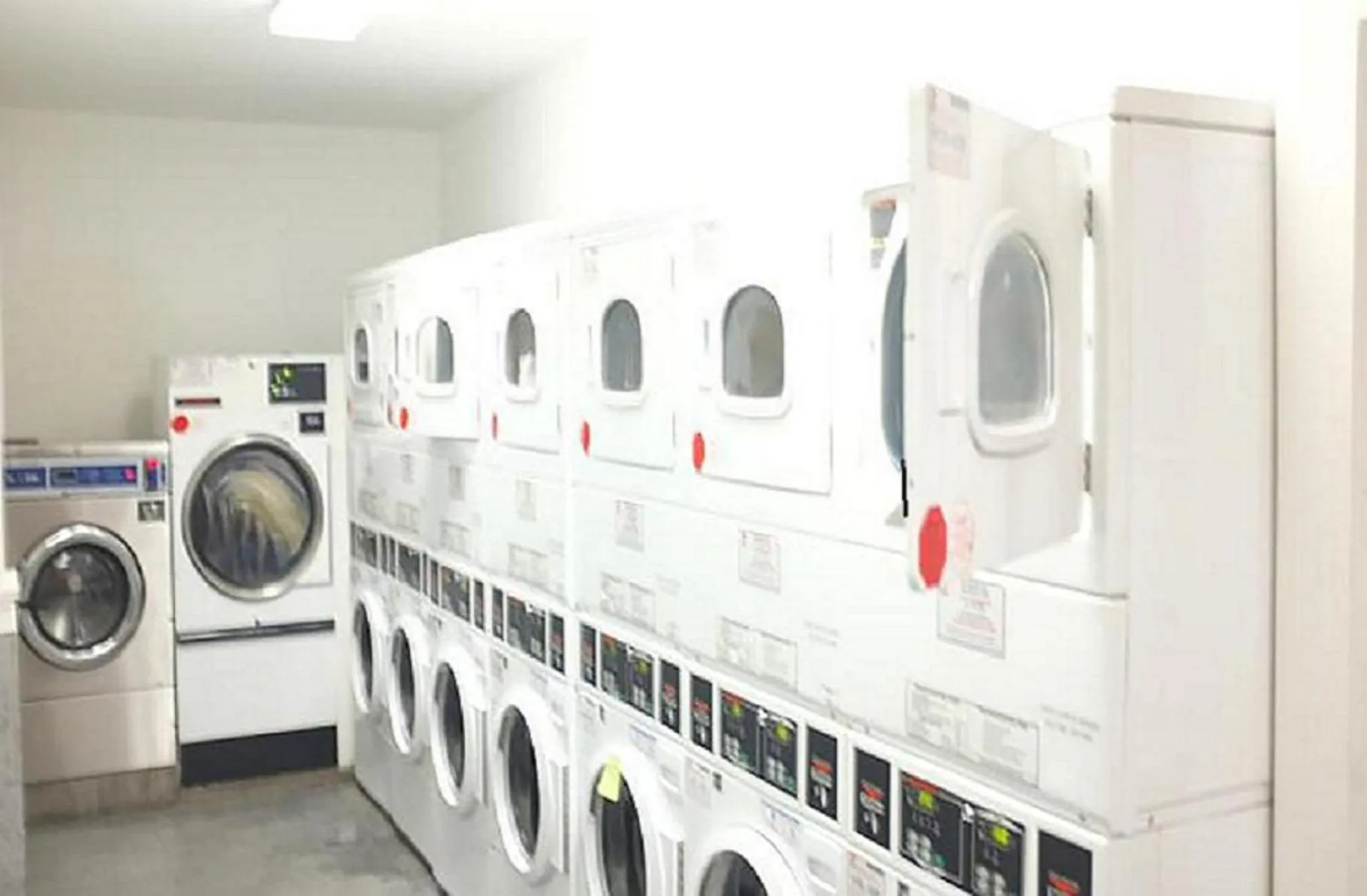 Area and facilities in Studios Midtown Manhattan