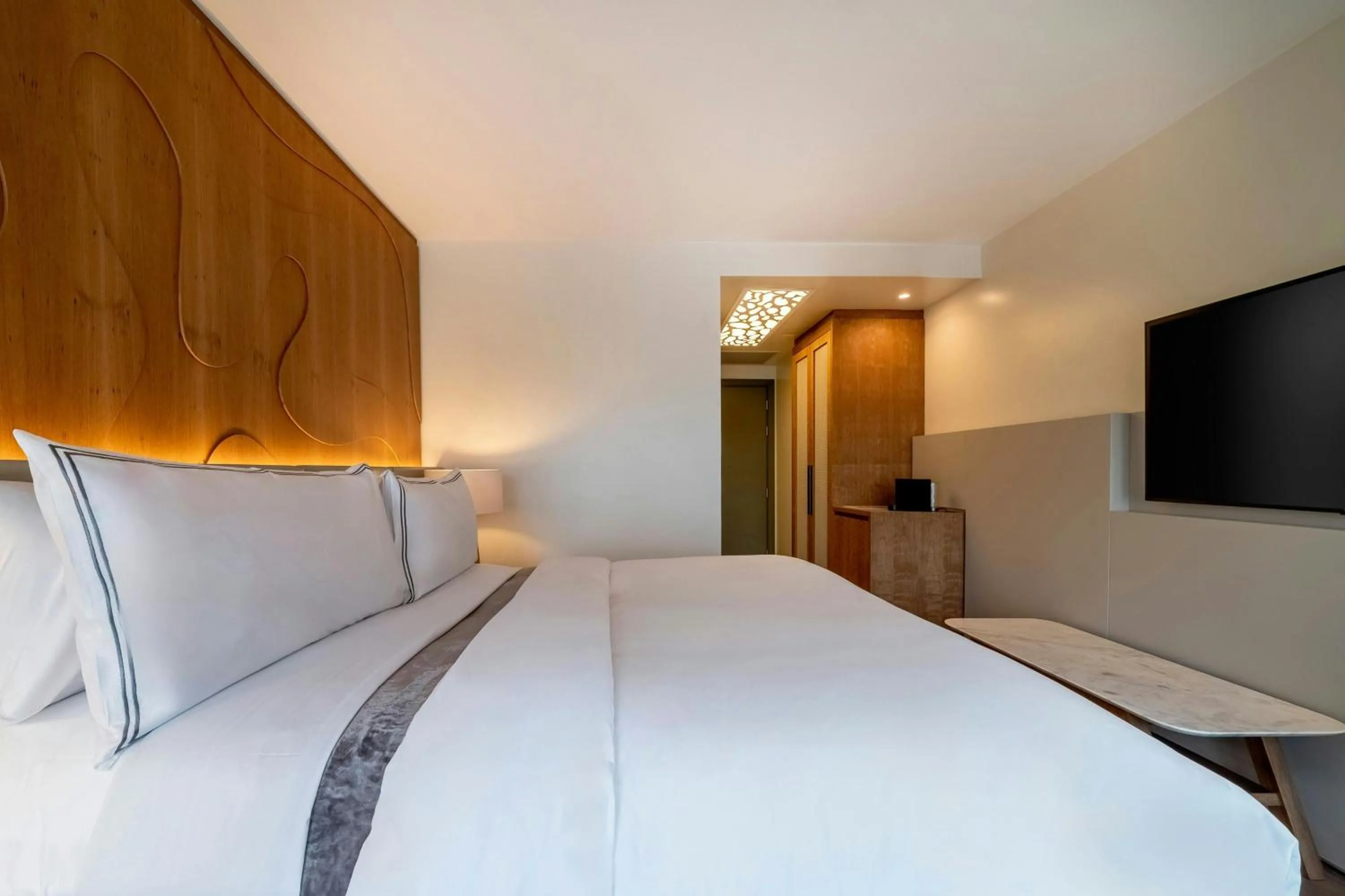 Photo of the whole room, Bed in The Westin Sao Paulo