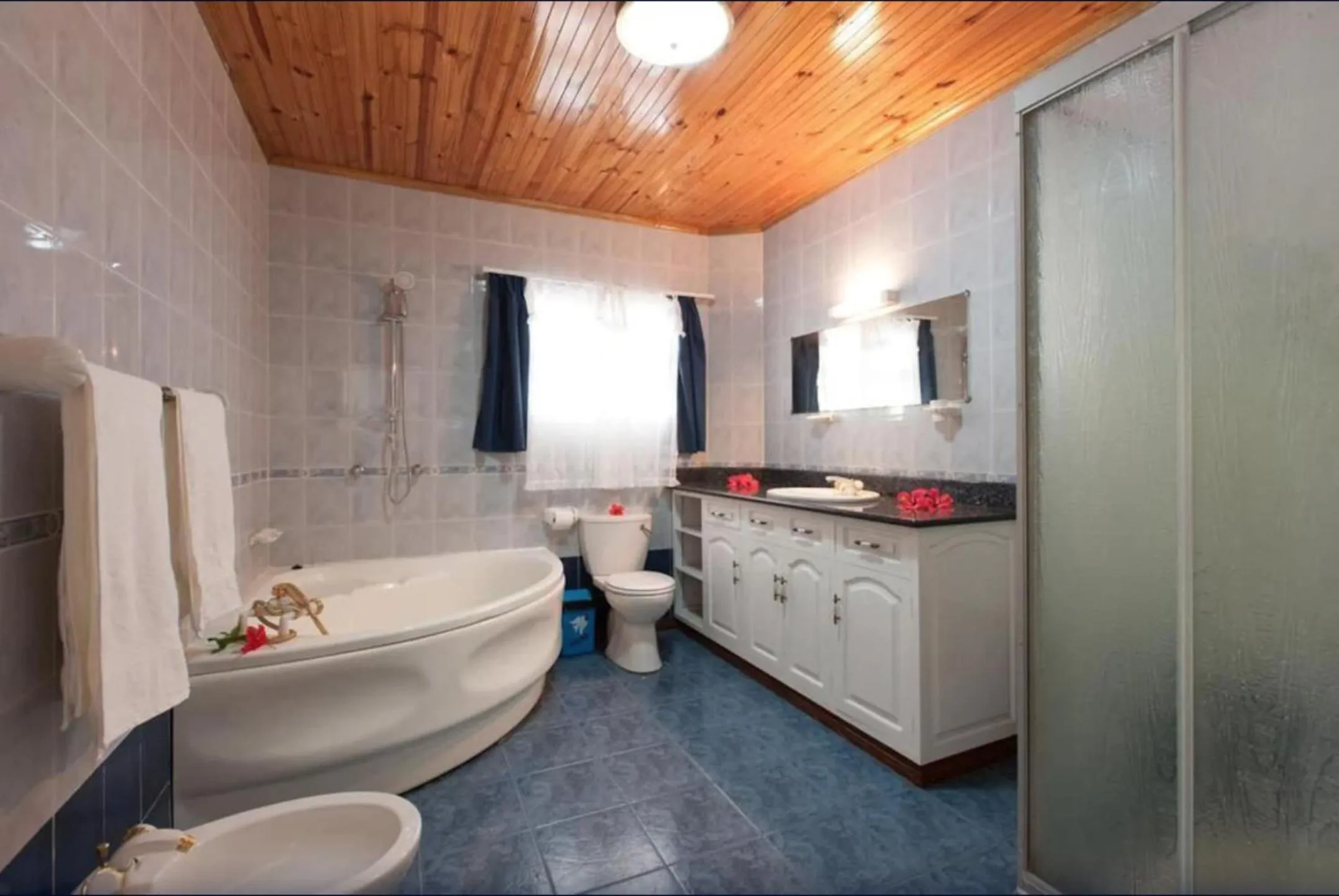 Bathroom in Villa Confort
