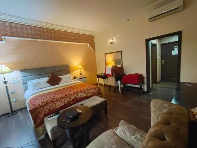 Bed in Sandralia Hotel Limited, Abuja