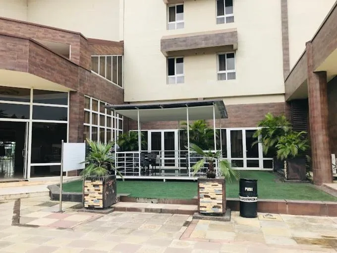 Sandralia Hotel Limited, Abuja