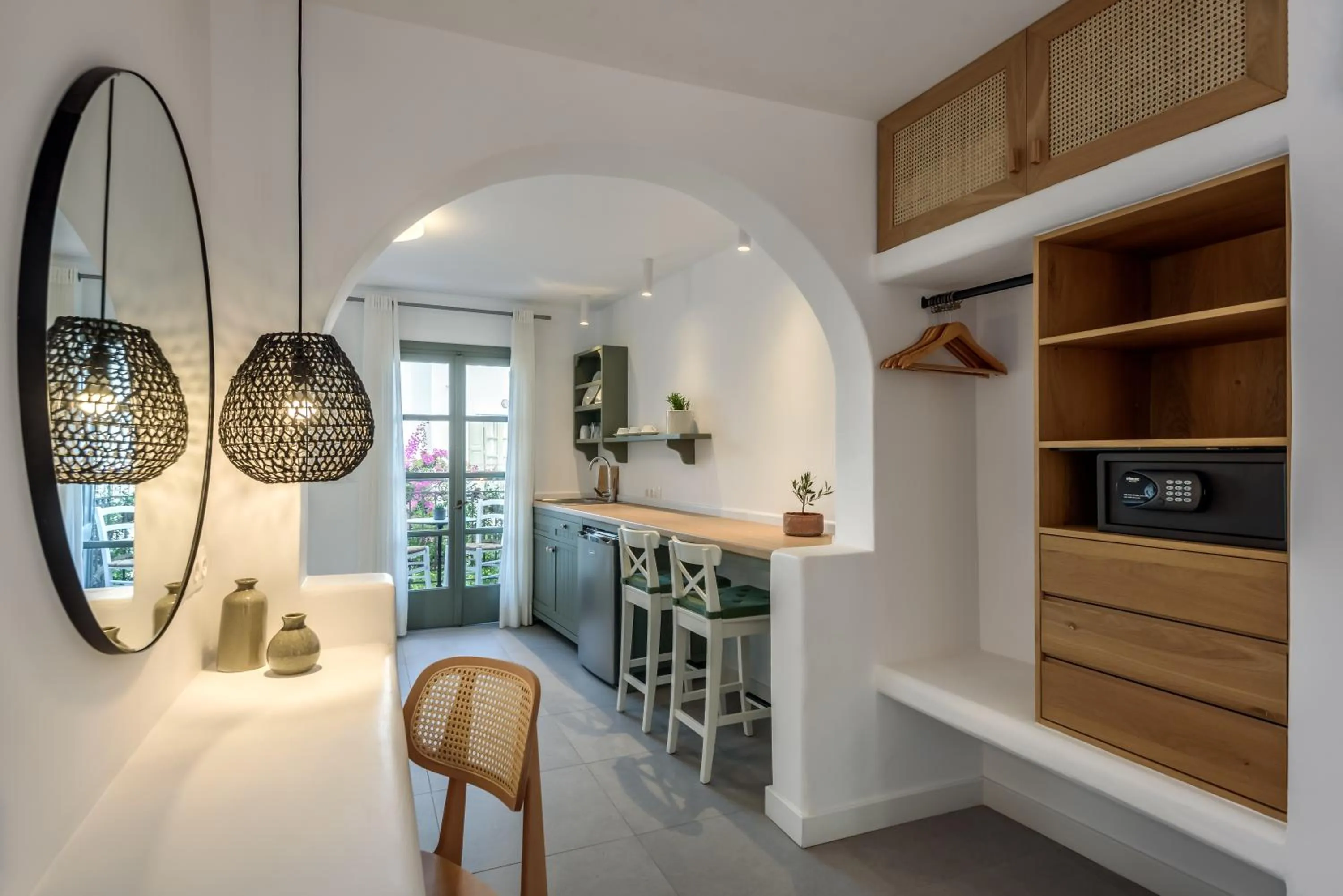 Seating area in Nissia Kamares