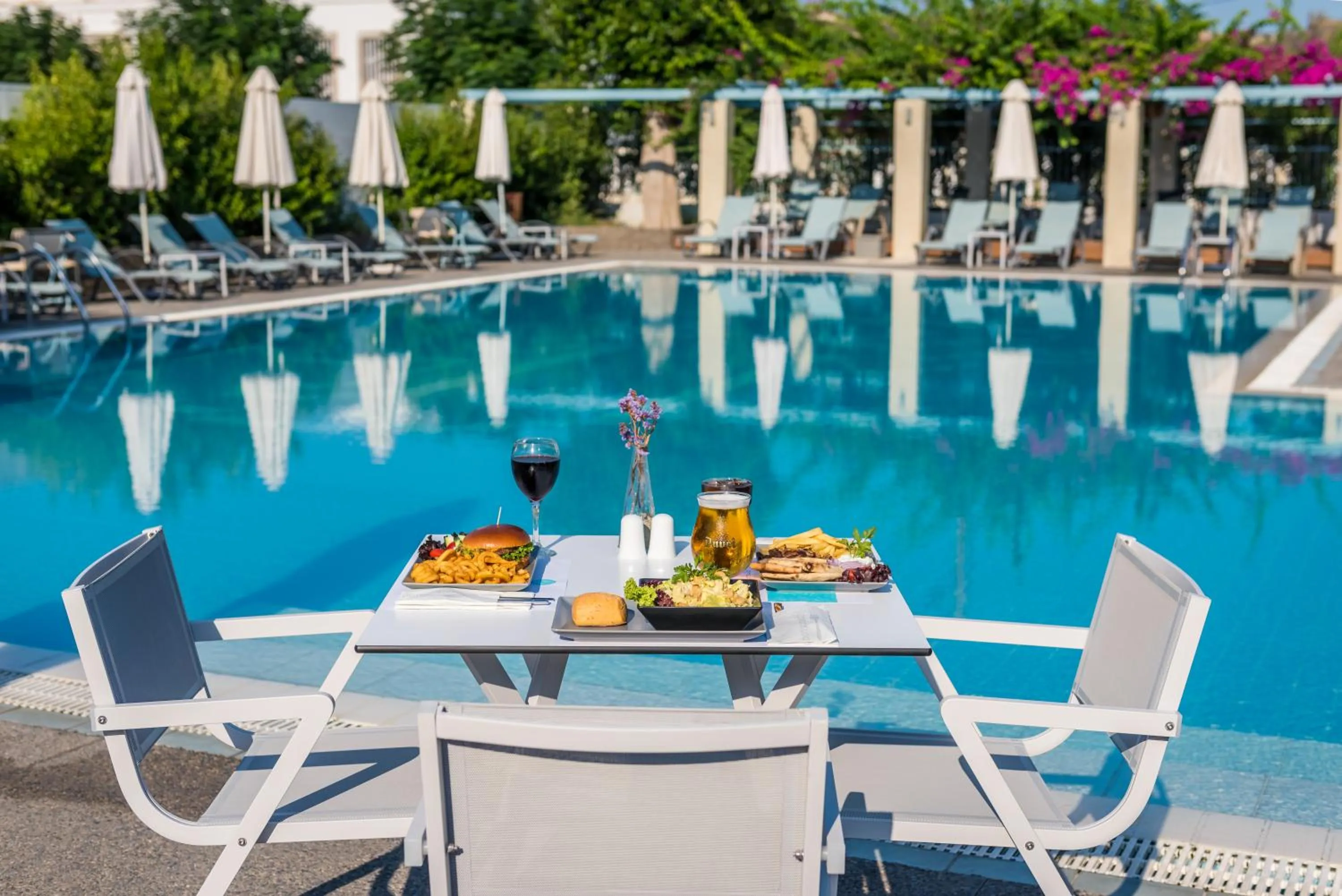 Restaurant/places to eat in Nissia Kamares