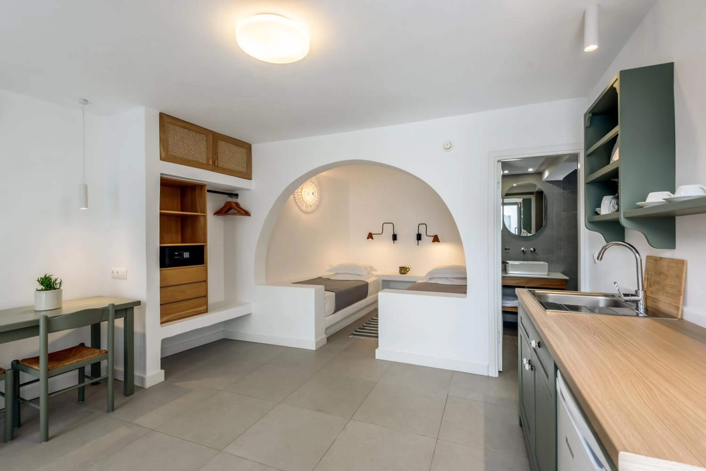 Photo of the whole room in Nissia Kamares