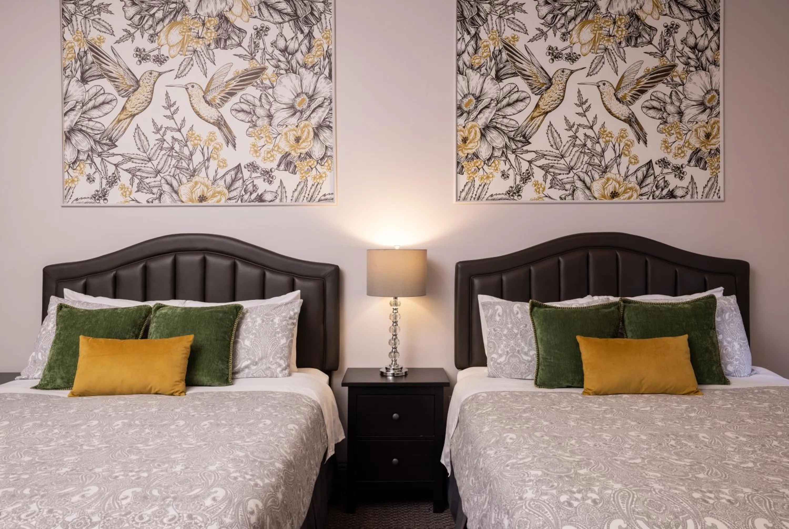 Bedroom, Bed in Oaktown Roost