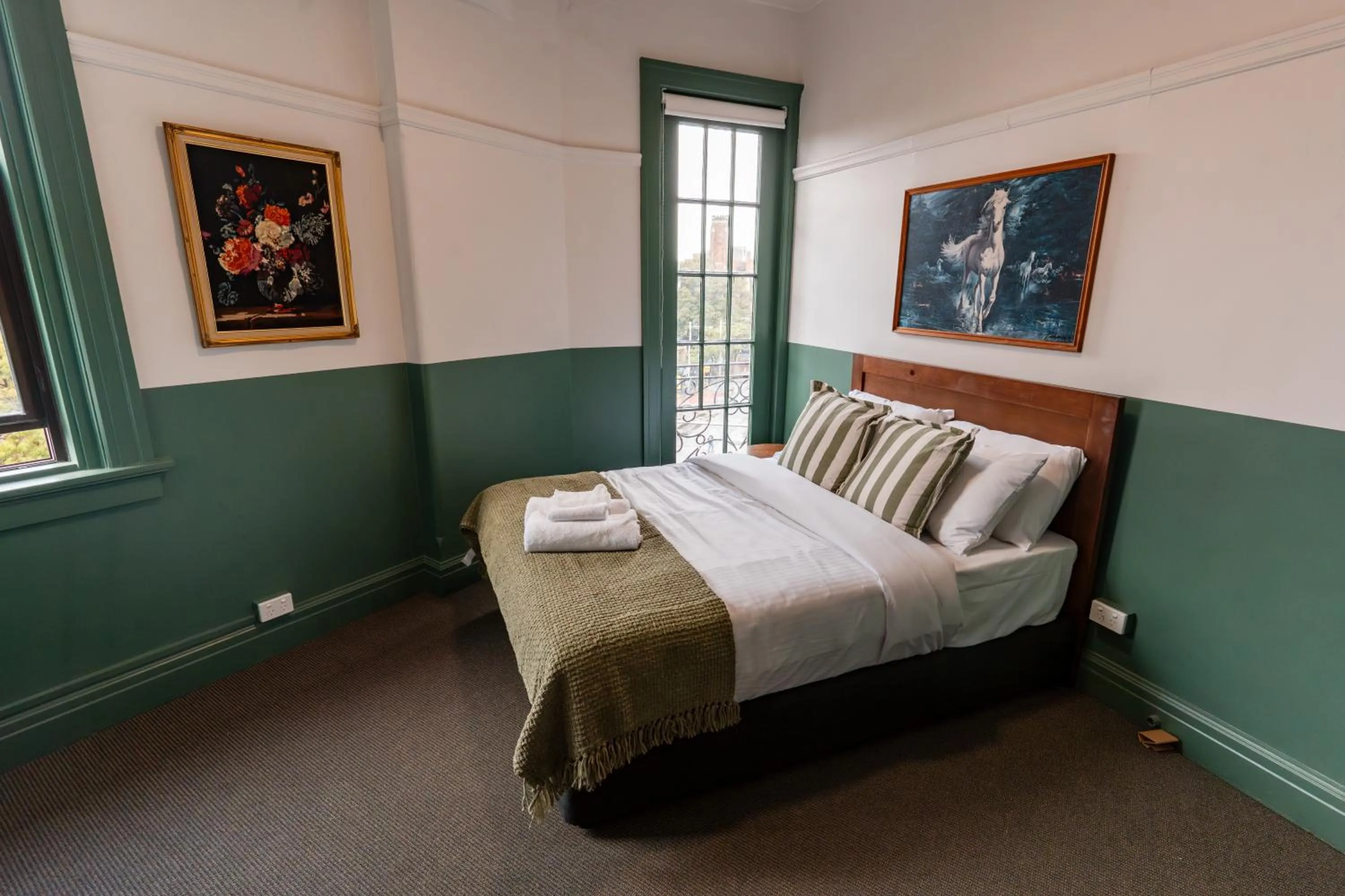 Bed in Courthouse Hotel