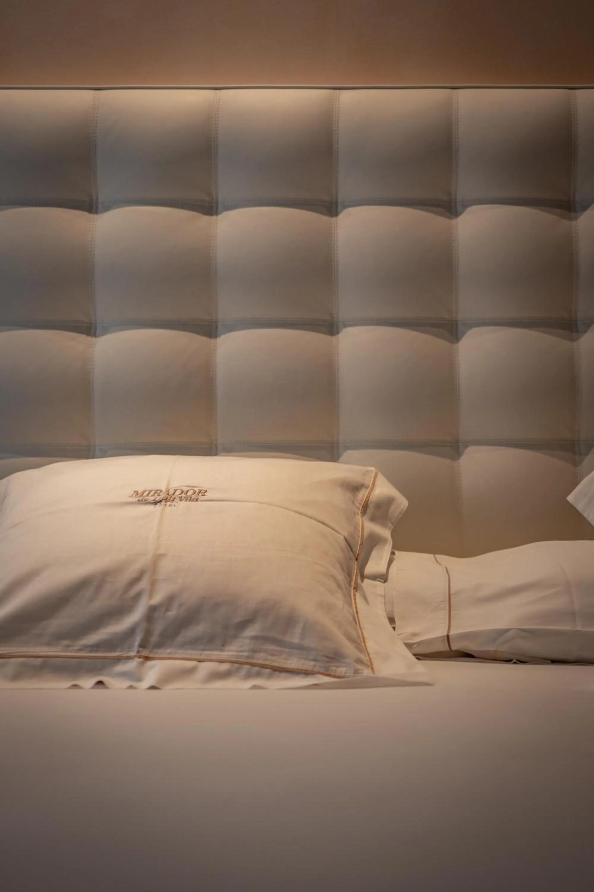 Bed in Mirador de Dalt Vila-Relais & Chateaux