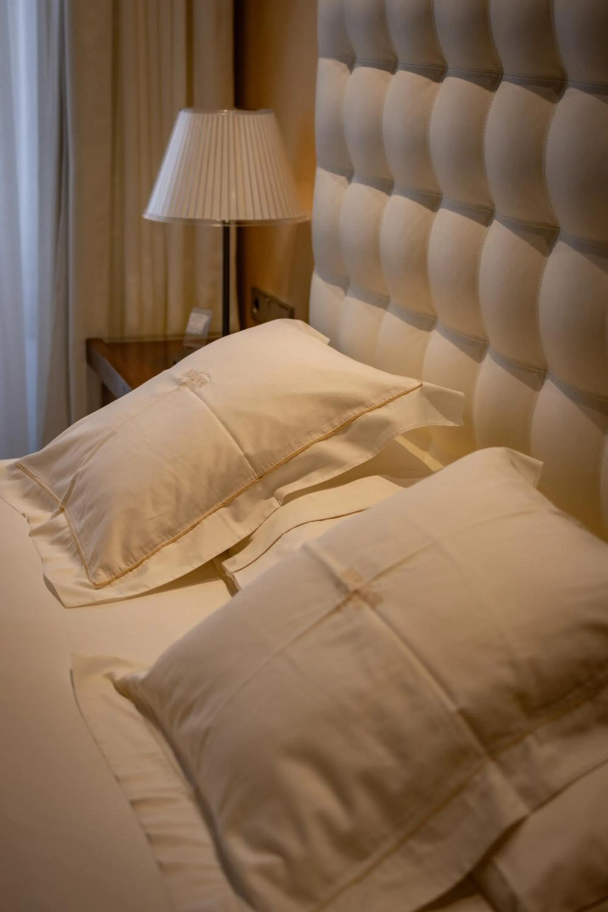 Bed in Mirador de Dalt Vila-Relais & Chateaux
