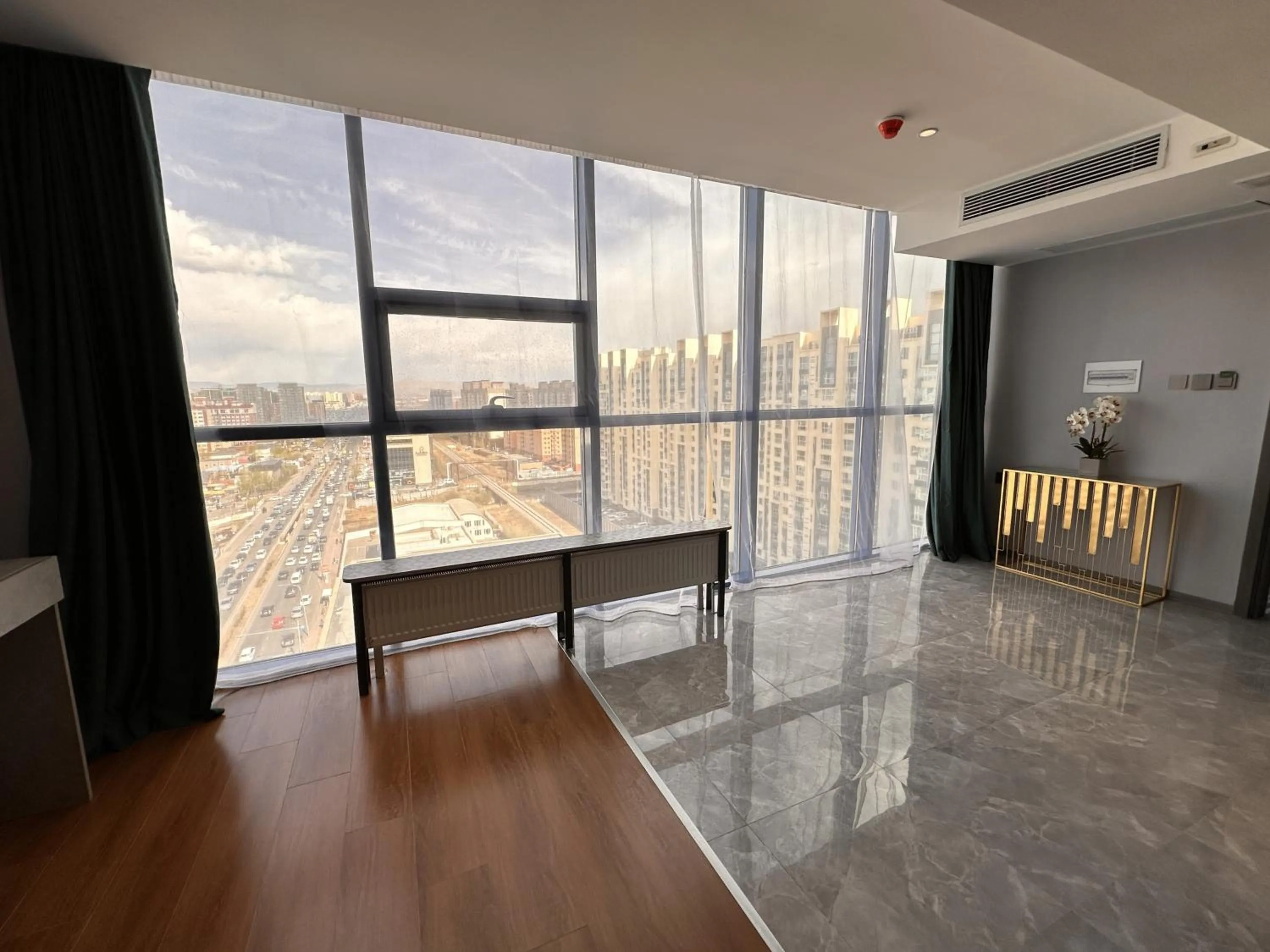 Bojon Hotel Ulaanbaatar - Soyolj Mall