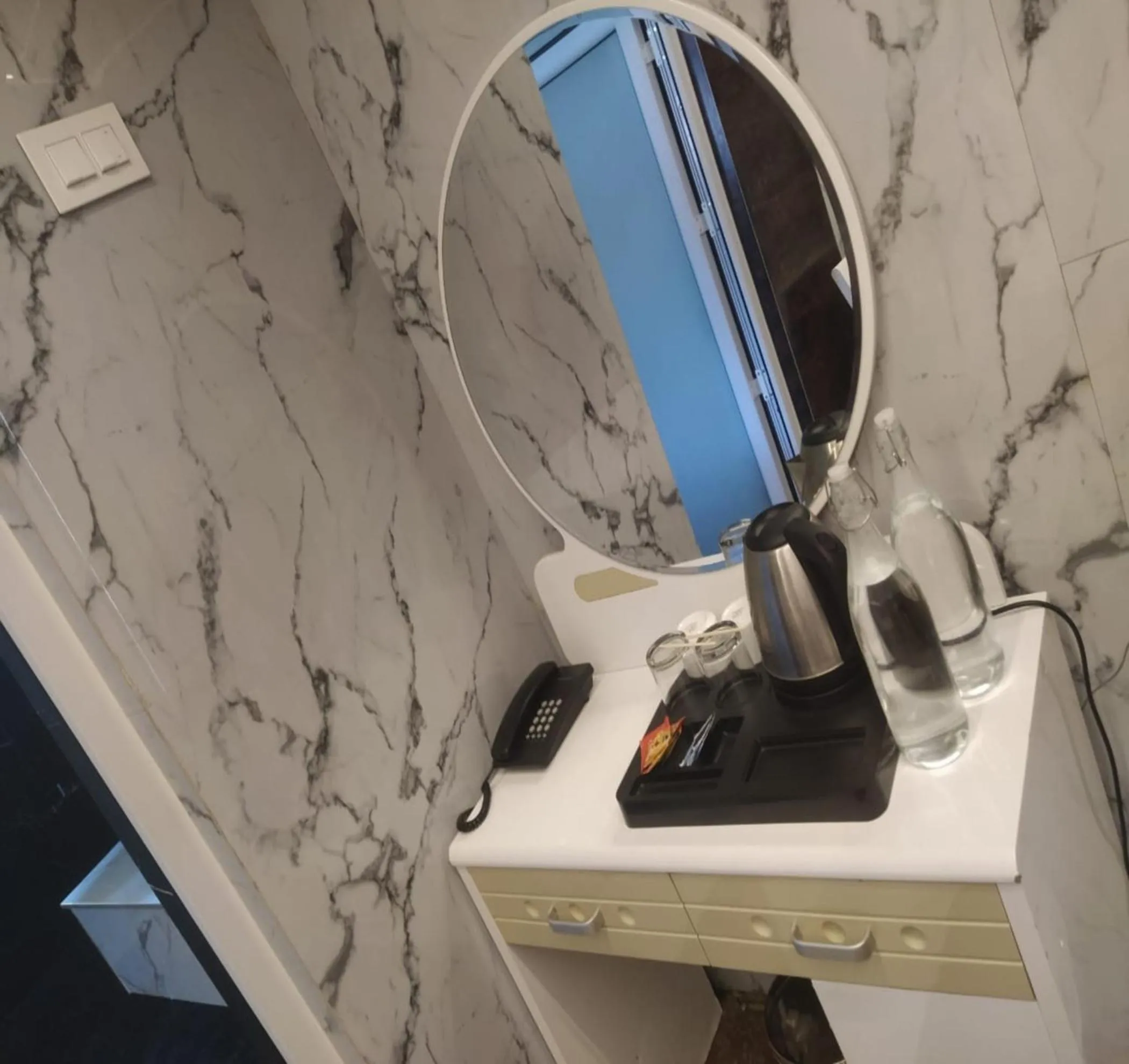 hair dresser in Winners Hill Resorts