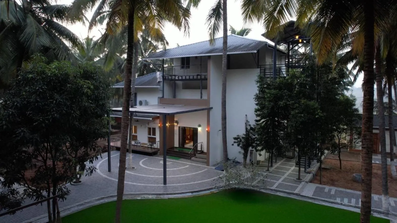 Property building in Winners Hill Resorts