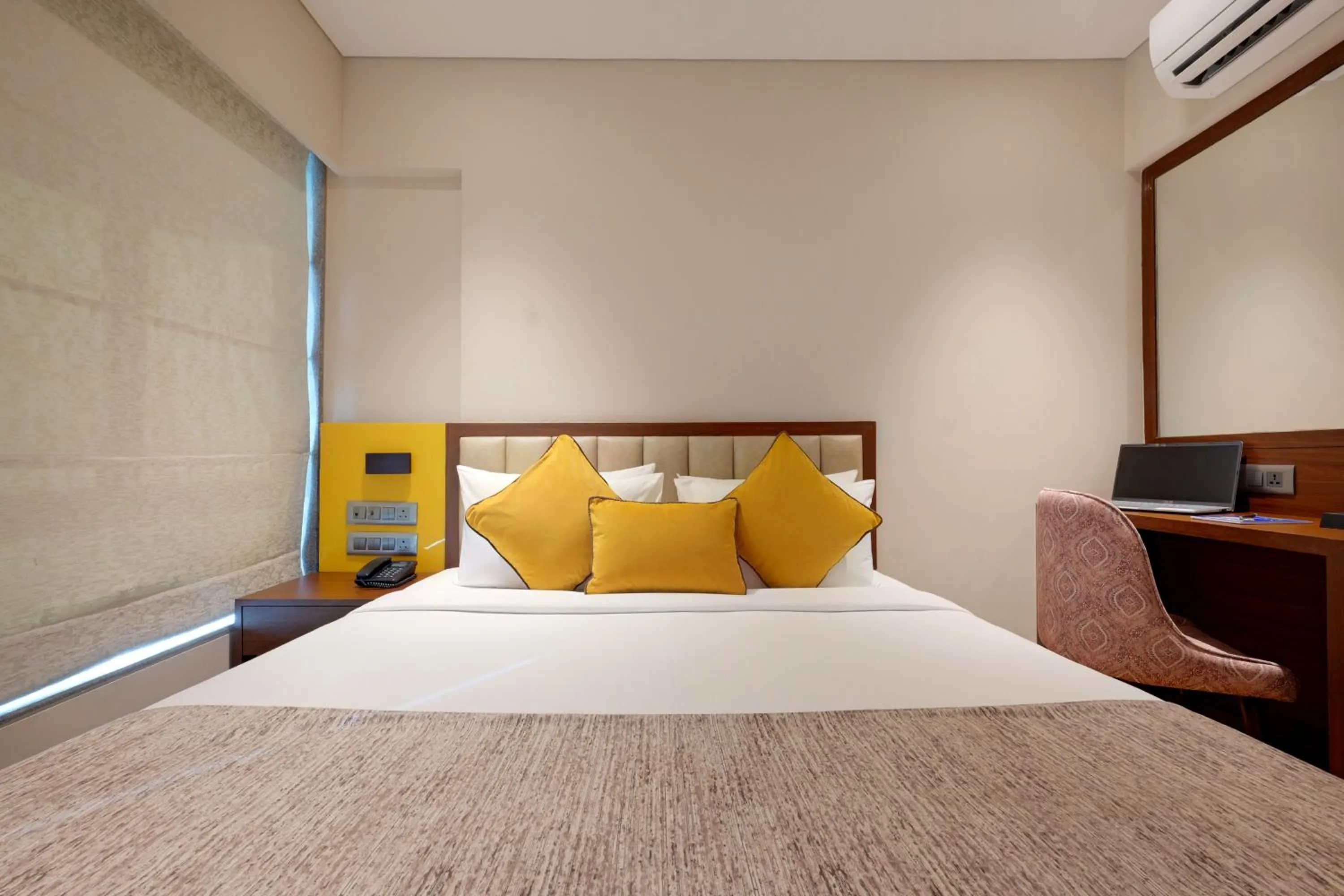 Bedroom, Bed in Hotel Flexi Residency Mumbai International Airport