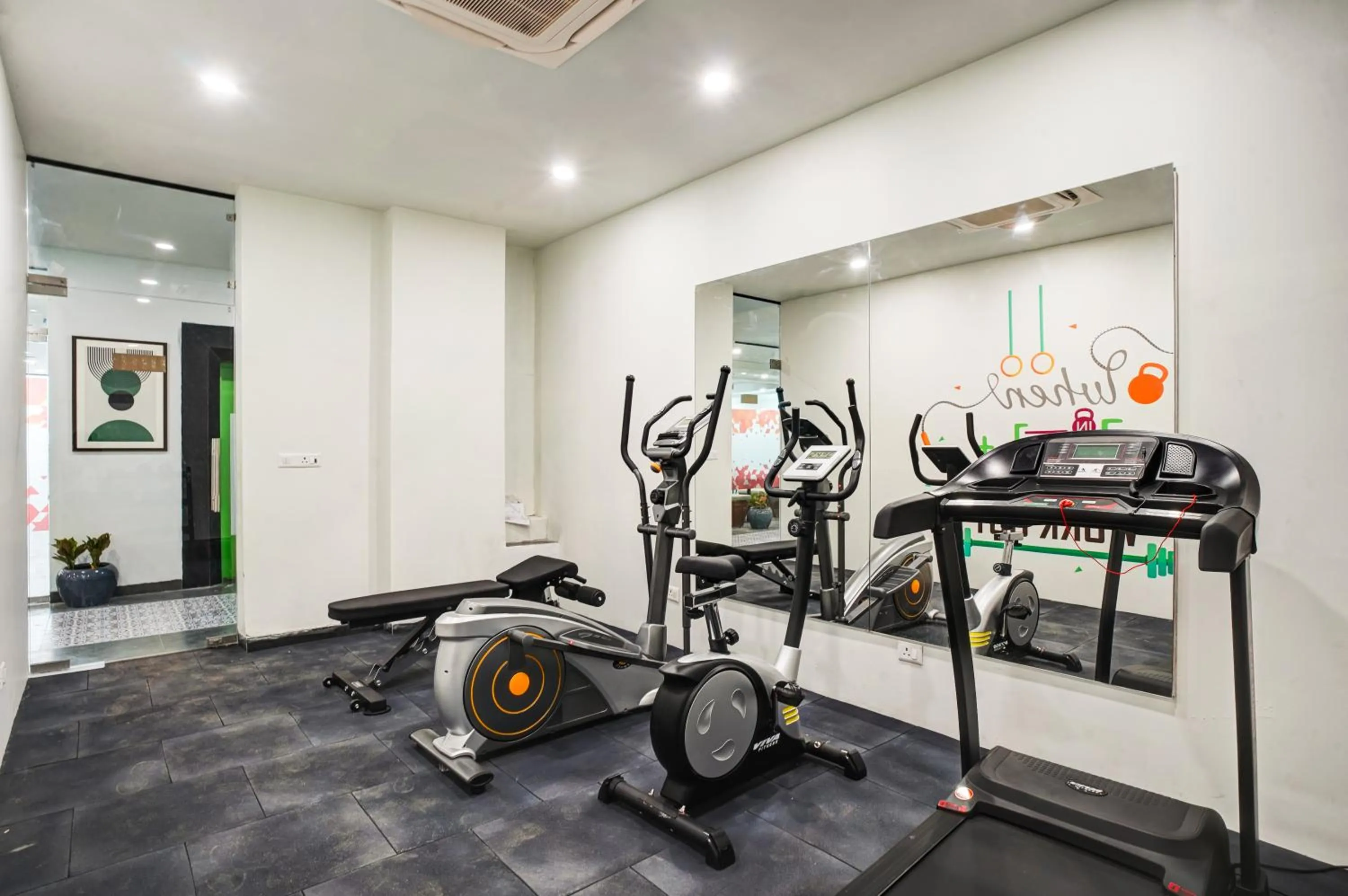 Fitness centre/facilities in Saltstayz Premier - Arjun Marg