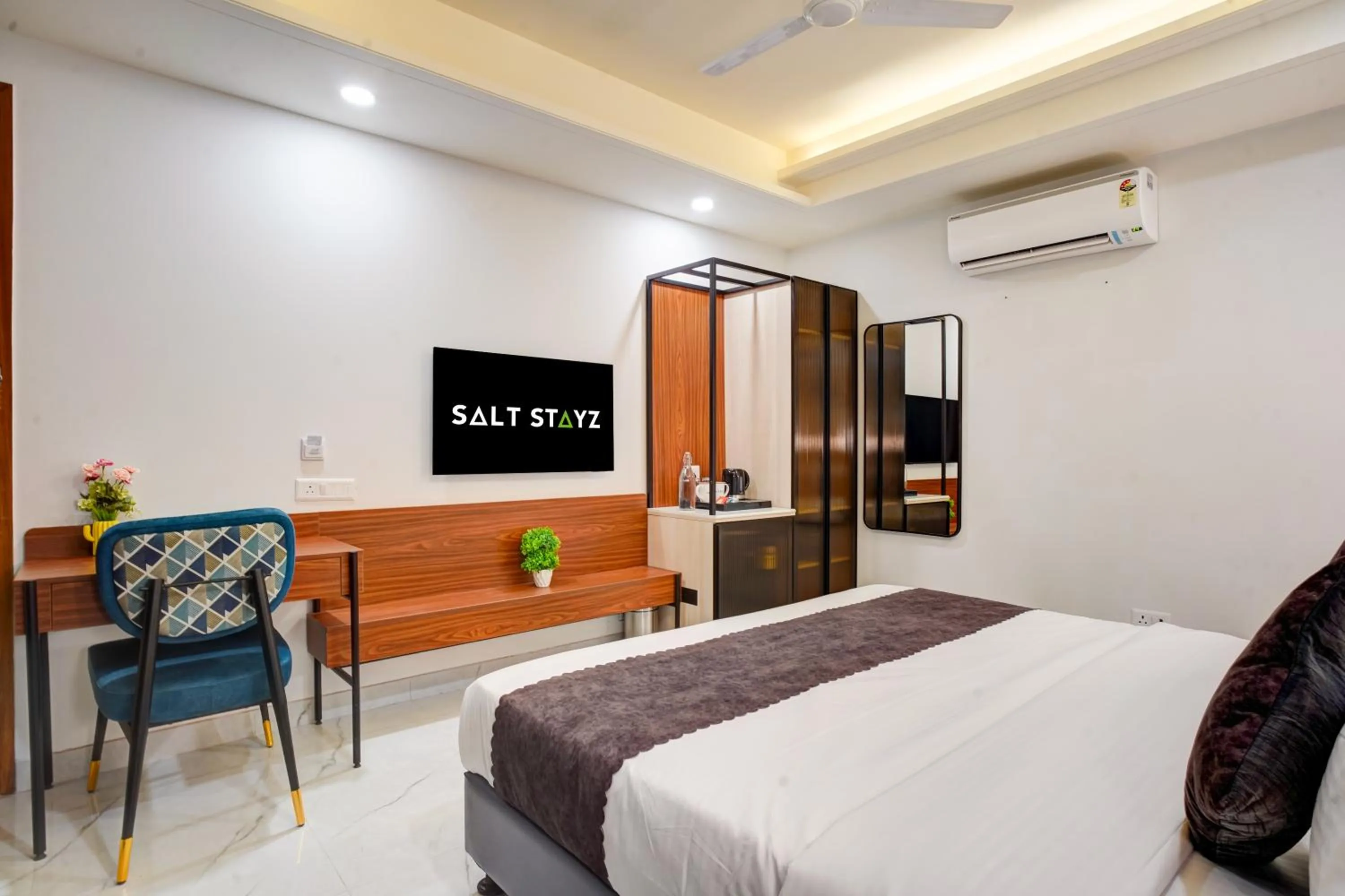 Bed in Saltstayz Premier - Arjun Marg