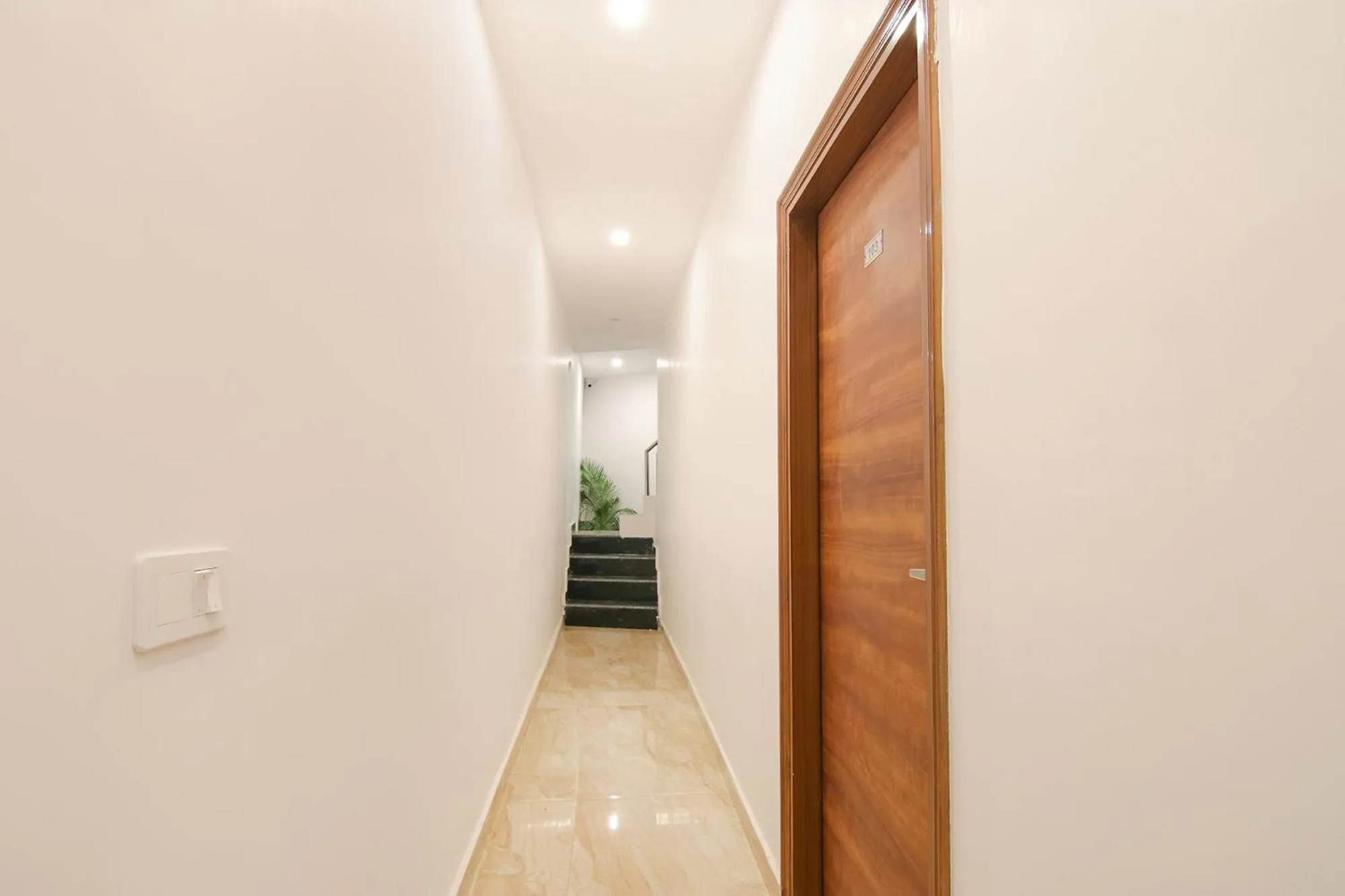 Lobby or reception in FabHotel Ambassador