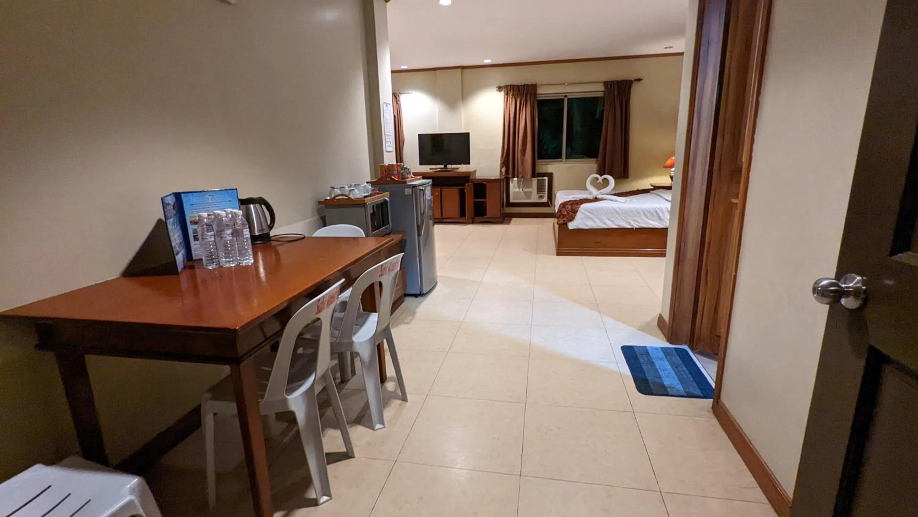 Bed in Subic Waterfront View Resort