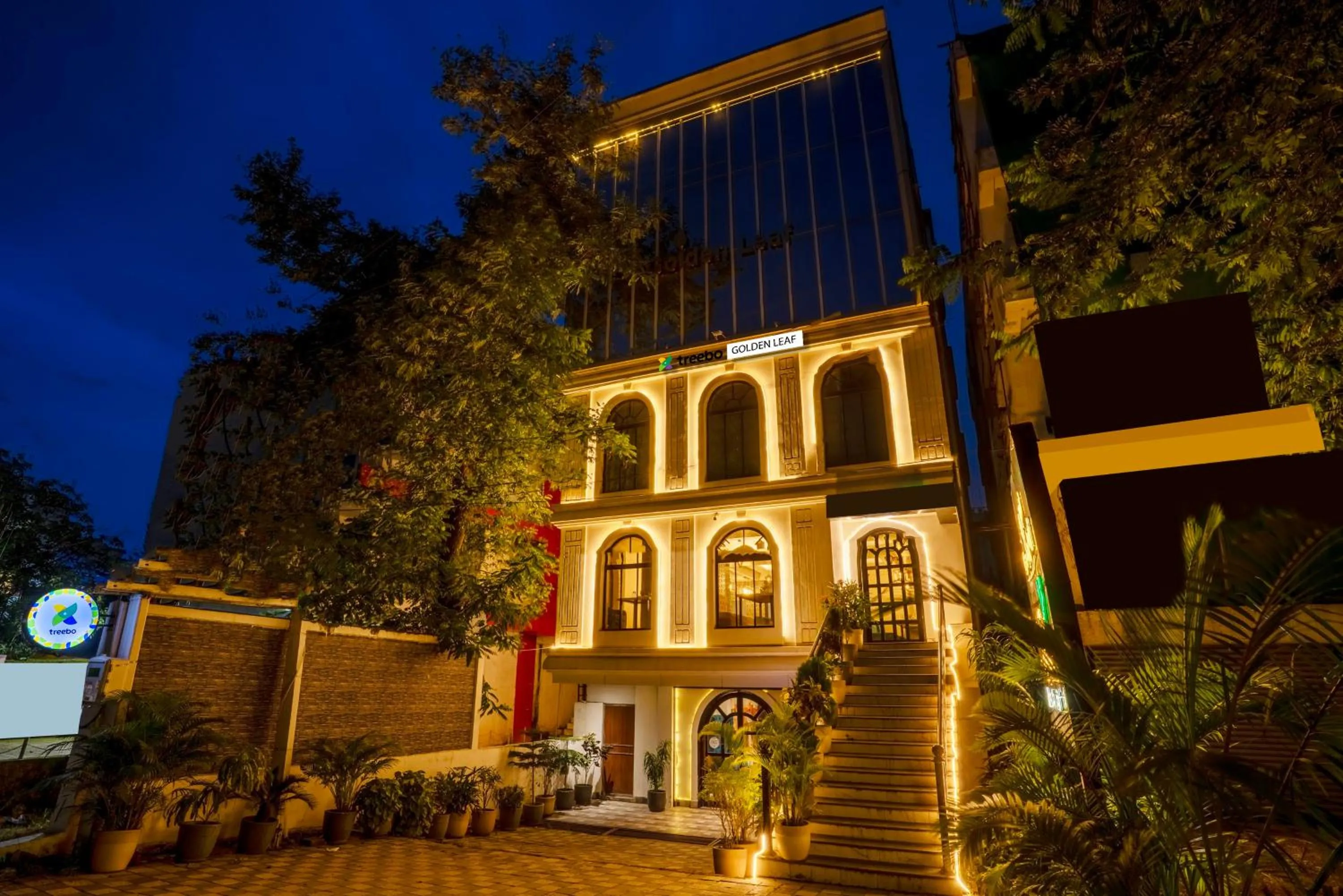 Property building in Treebo Golden Leaf