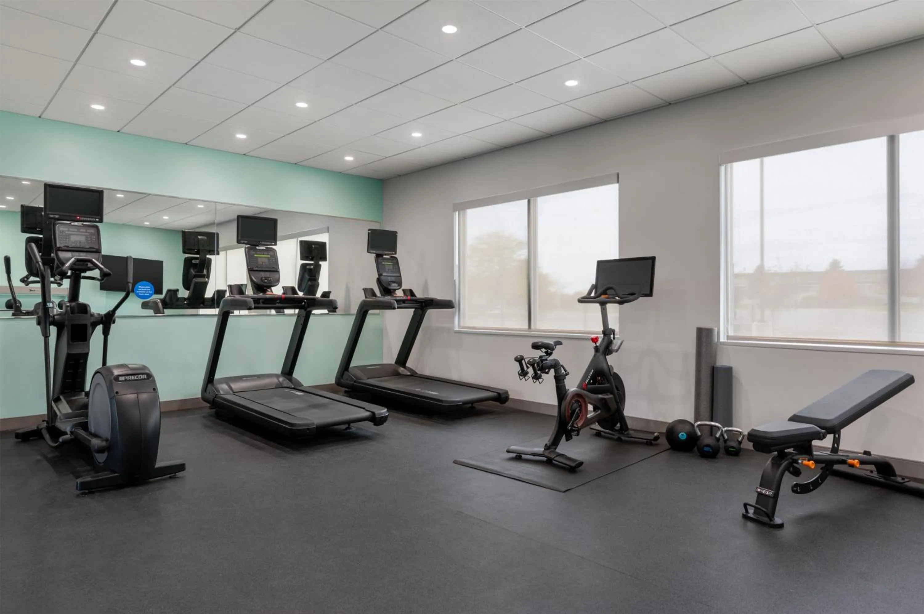 Fitness centre/facilities in Tru By Hilton Battle Creek