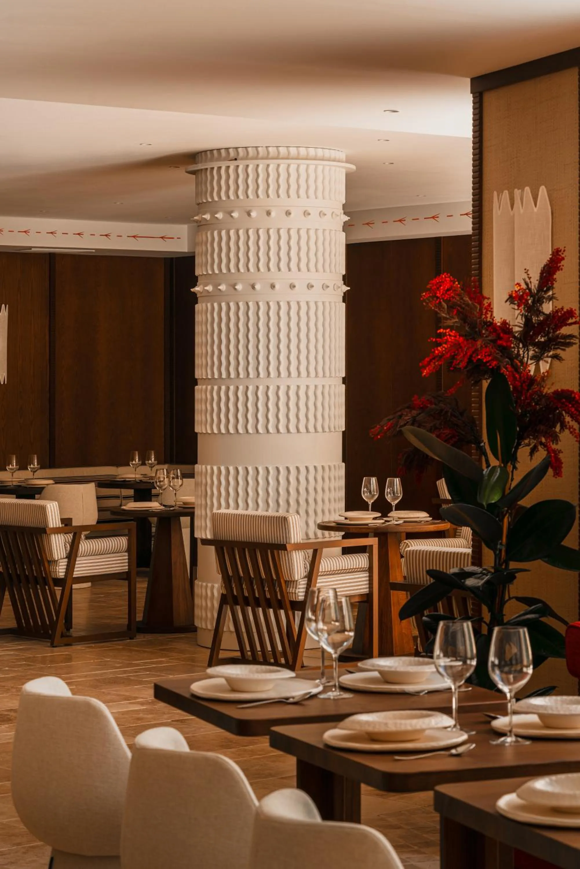 Restaurant/places to eat in Palacio De Godoy Caceres, Curio Collection By Hilton