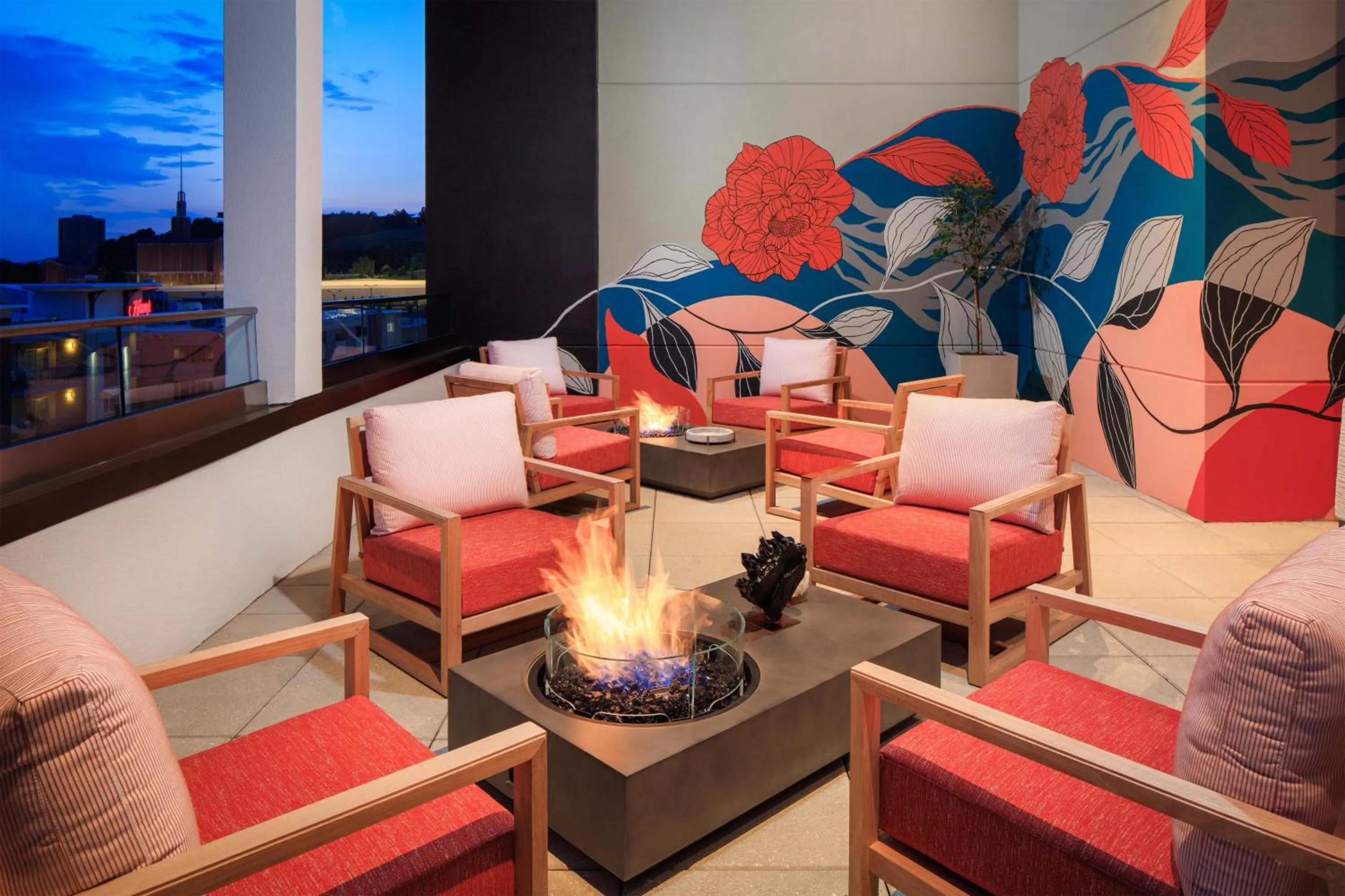 Patio in Embassy Suites By Hilton Chattanooga Downtown