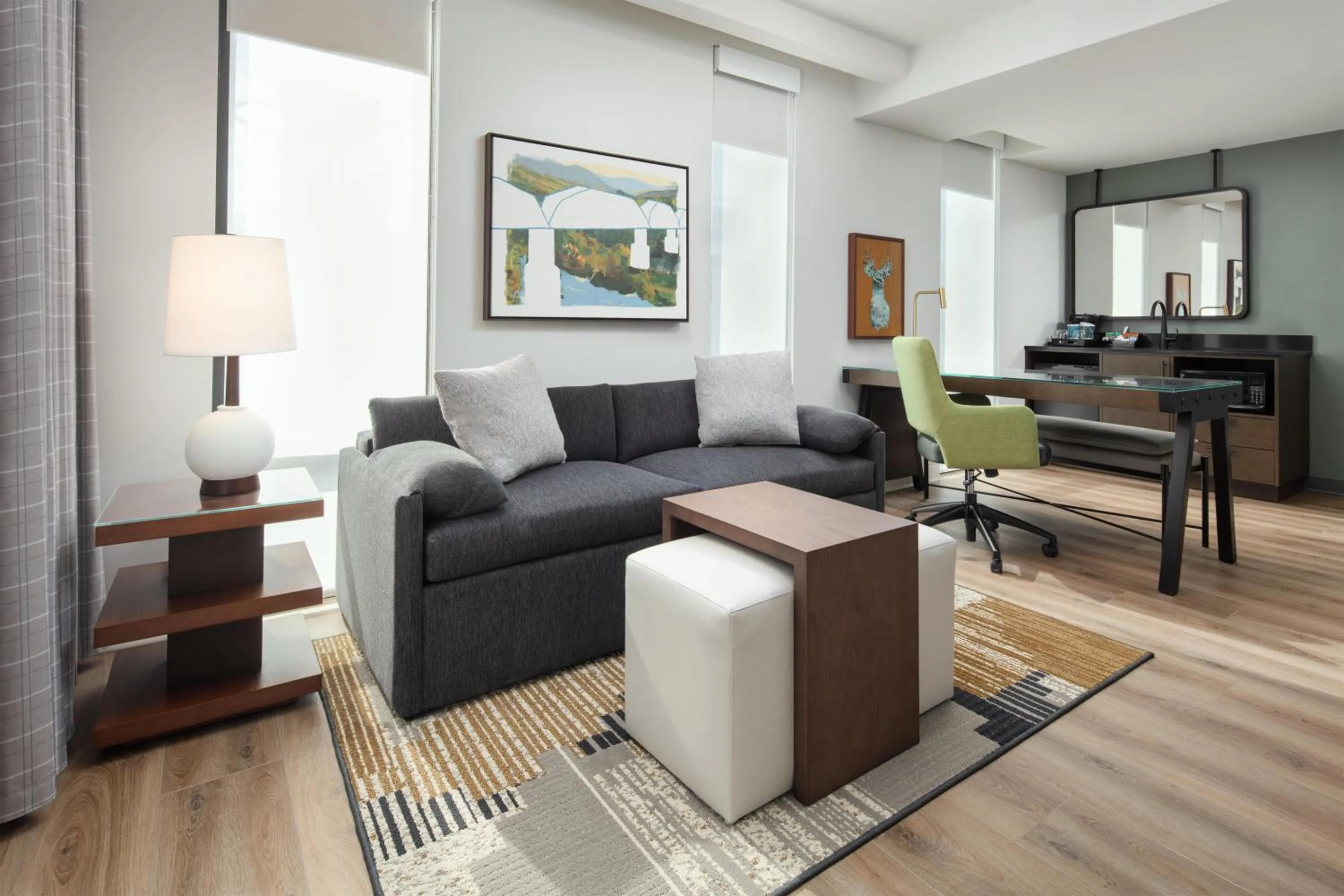 Living room in Embassy Suites By Hilton Chattanooga Downtown