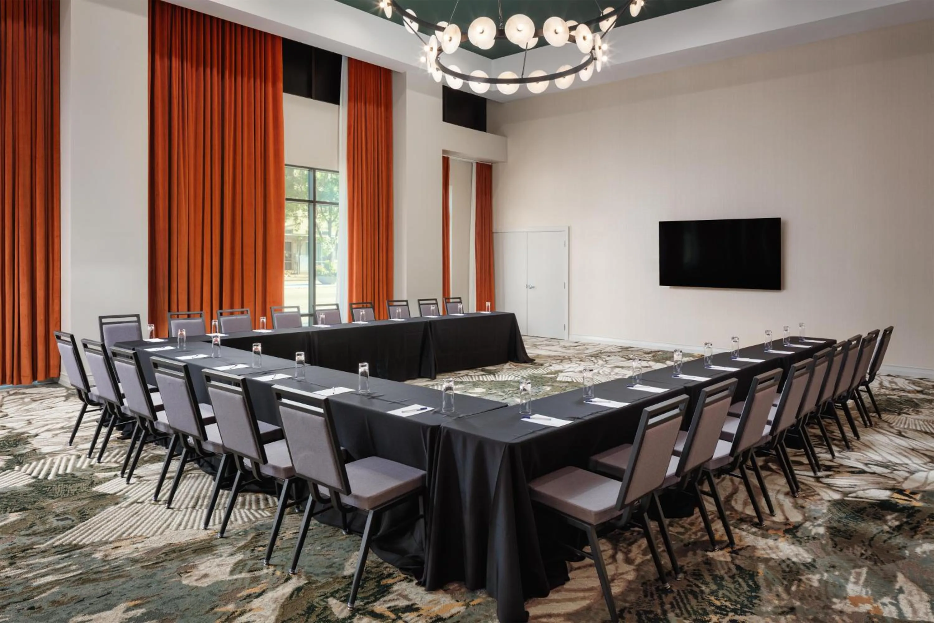 Meeting/conference room in Embassy Suites By Hilton Chattanooga Downtown