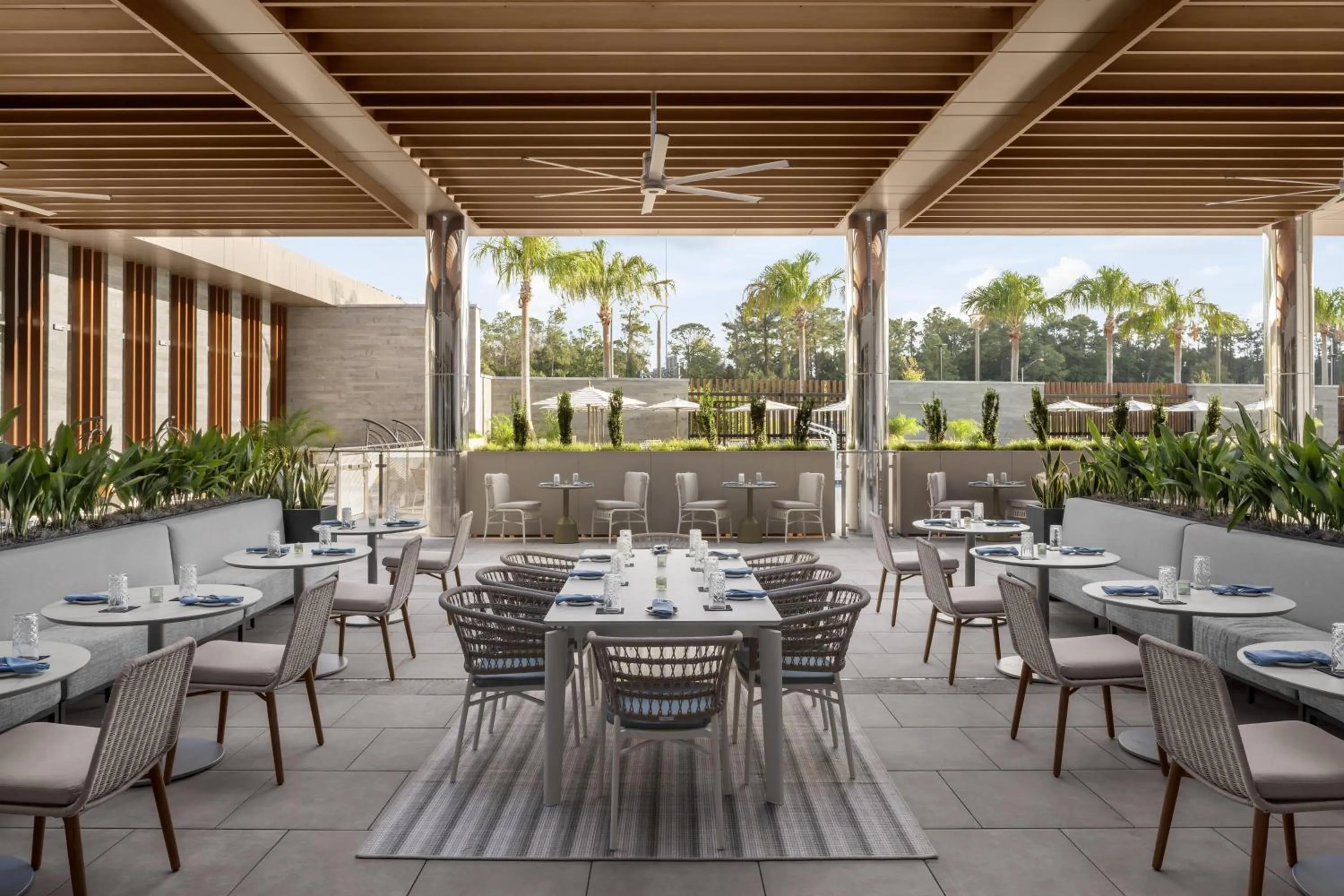 Restaurant/places to eat in Hilton Jacksonville At Mayo Clinic