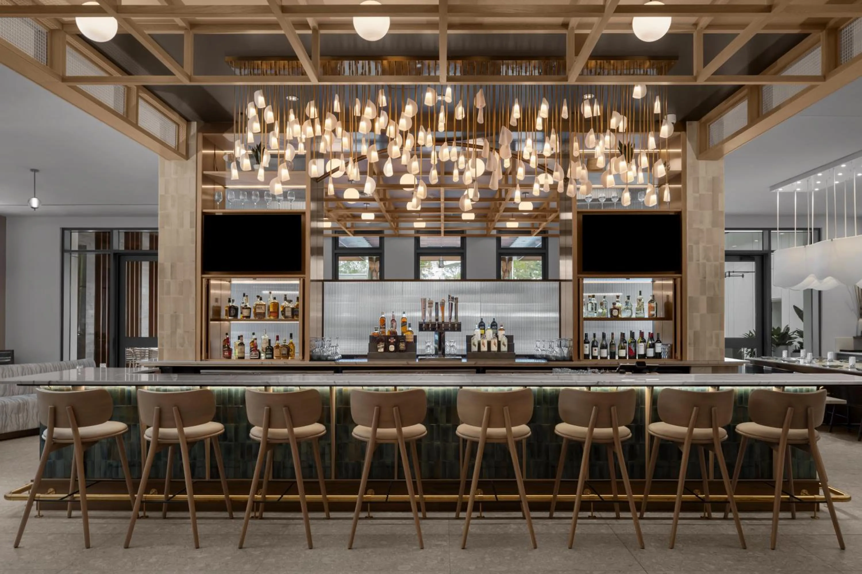 Restaurant/places to eat in Hilton Jacksonville At Mayo Clinic