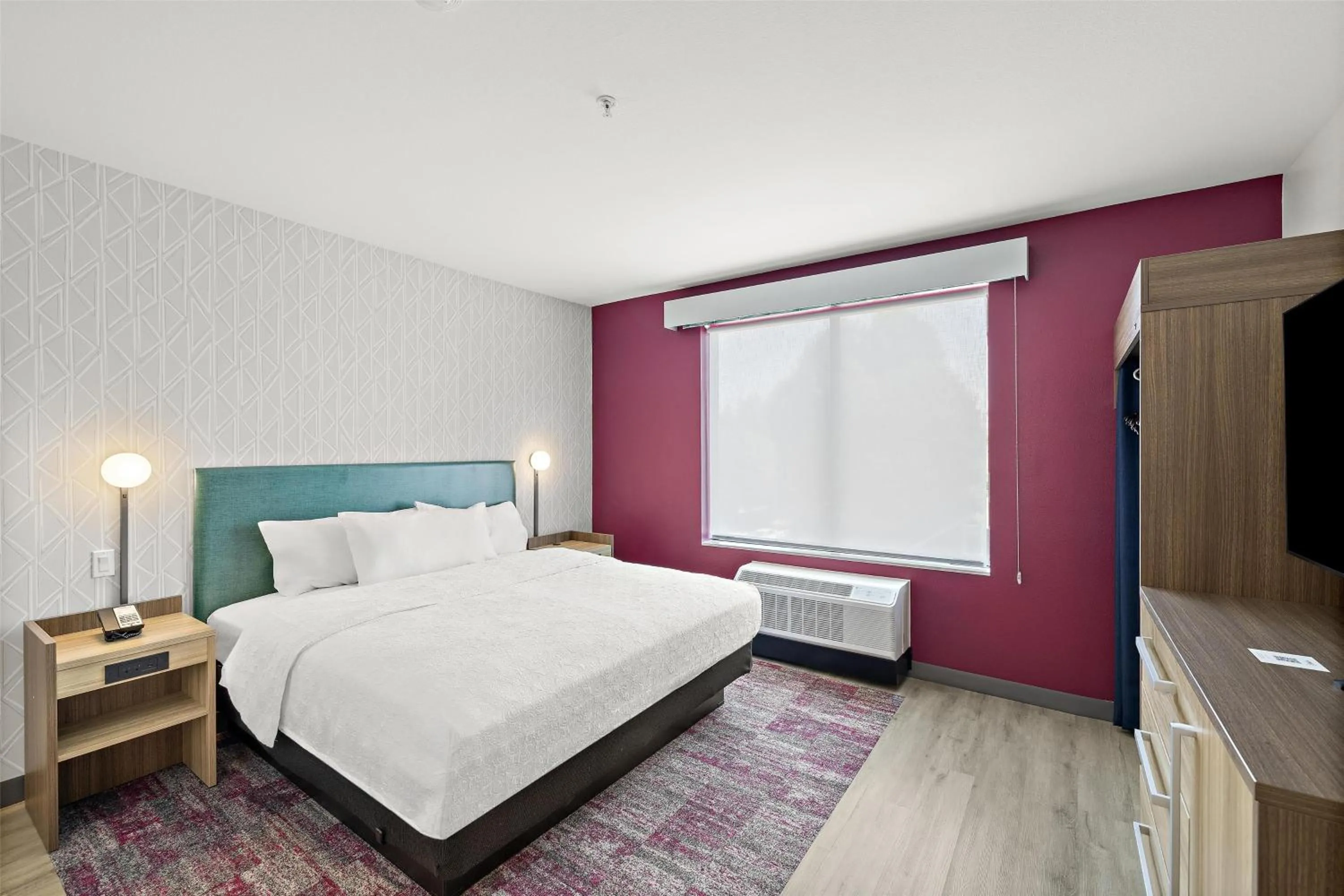 Bed in Home2 Suites By Hilton Riverside Downtown