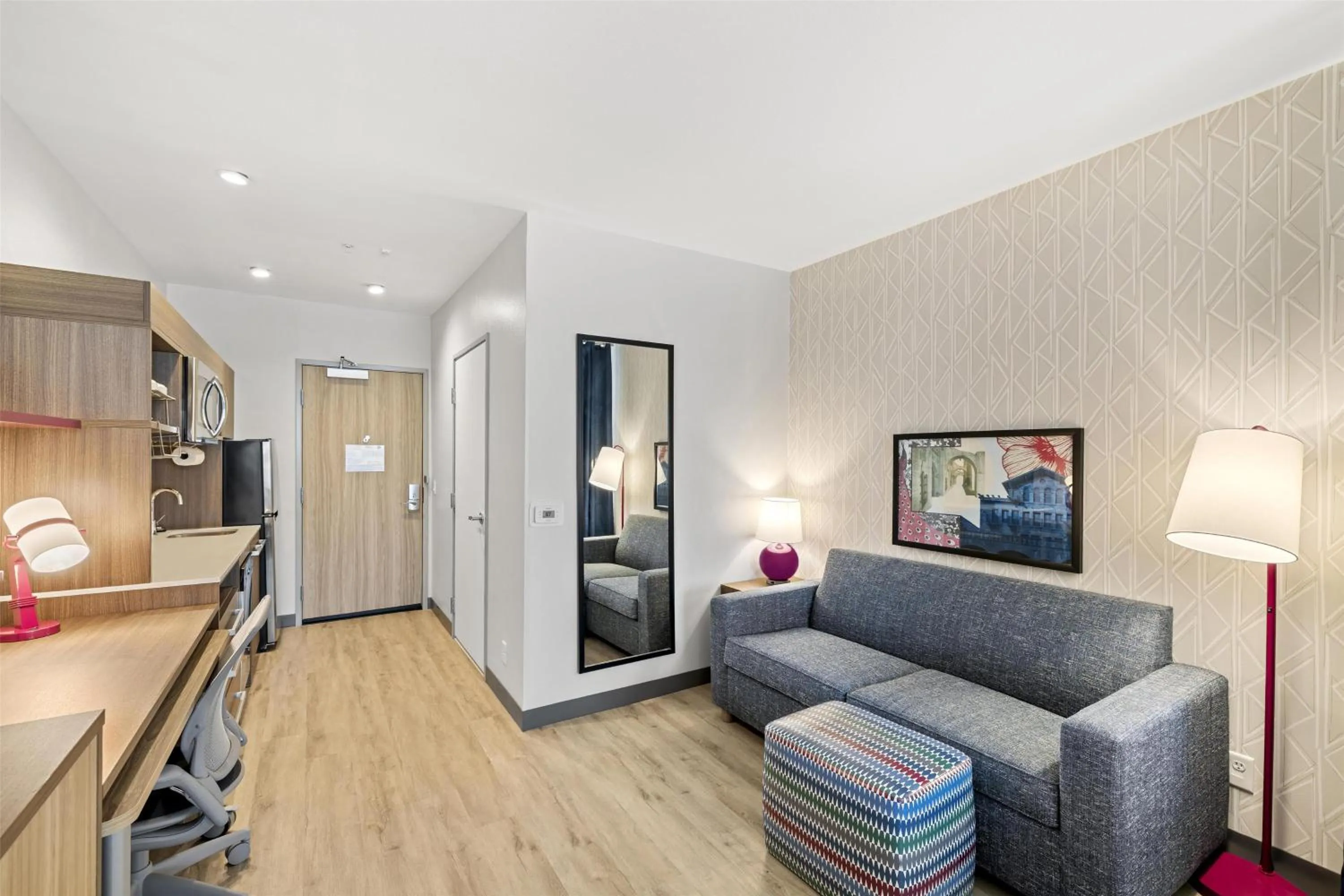 Kitchen or kitchenette in Home2 Suites By Hilton Riverside Downtown