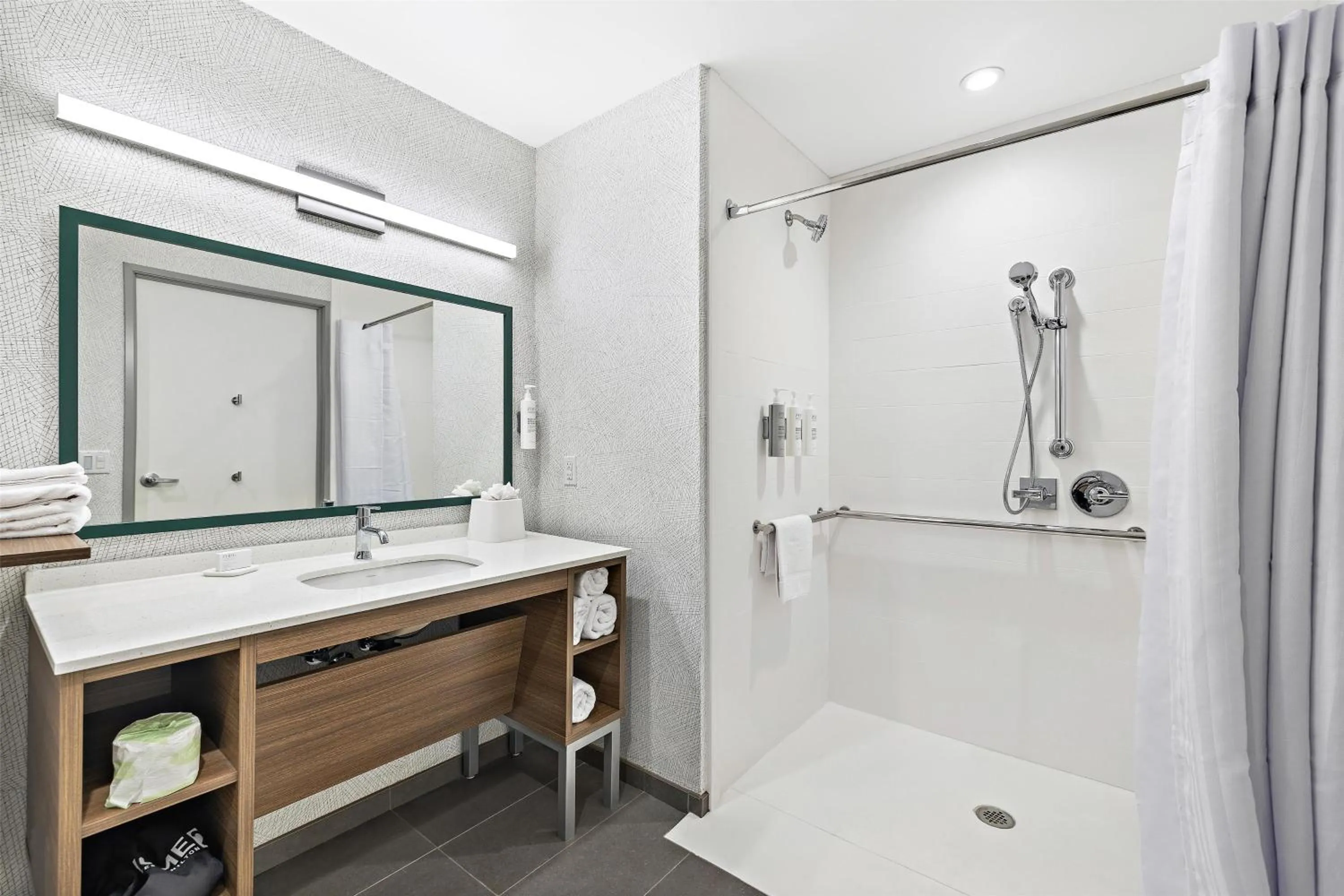 Bathroom in Home2 Suites By Hilton Riverside Downtown