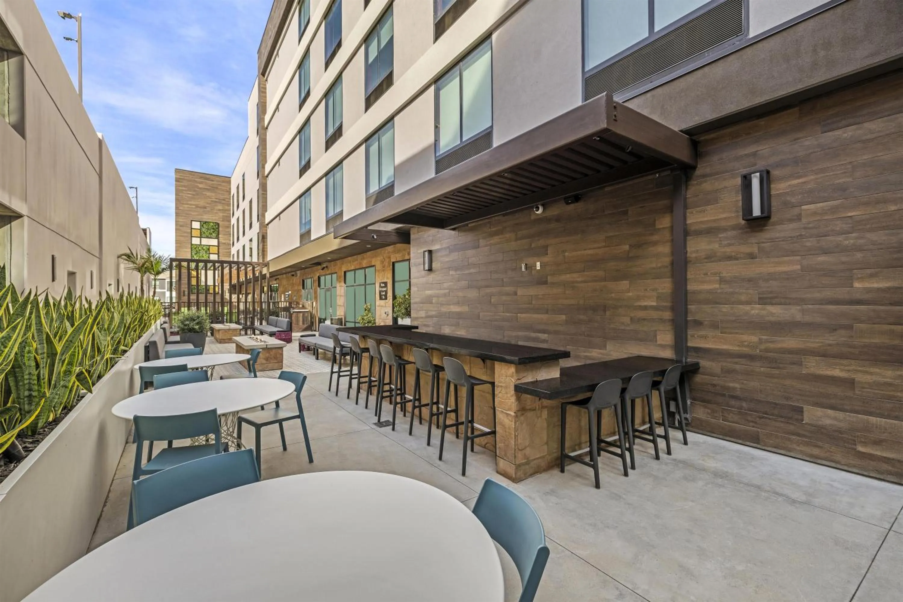 Patio in Home2 Suites By Hilton Riverside Downtown