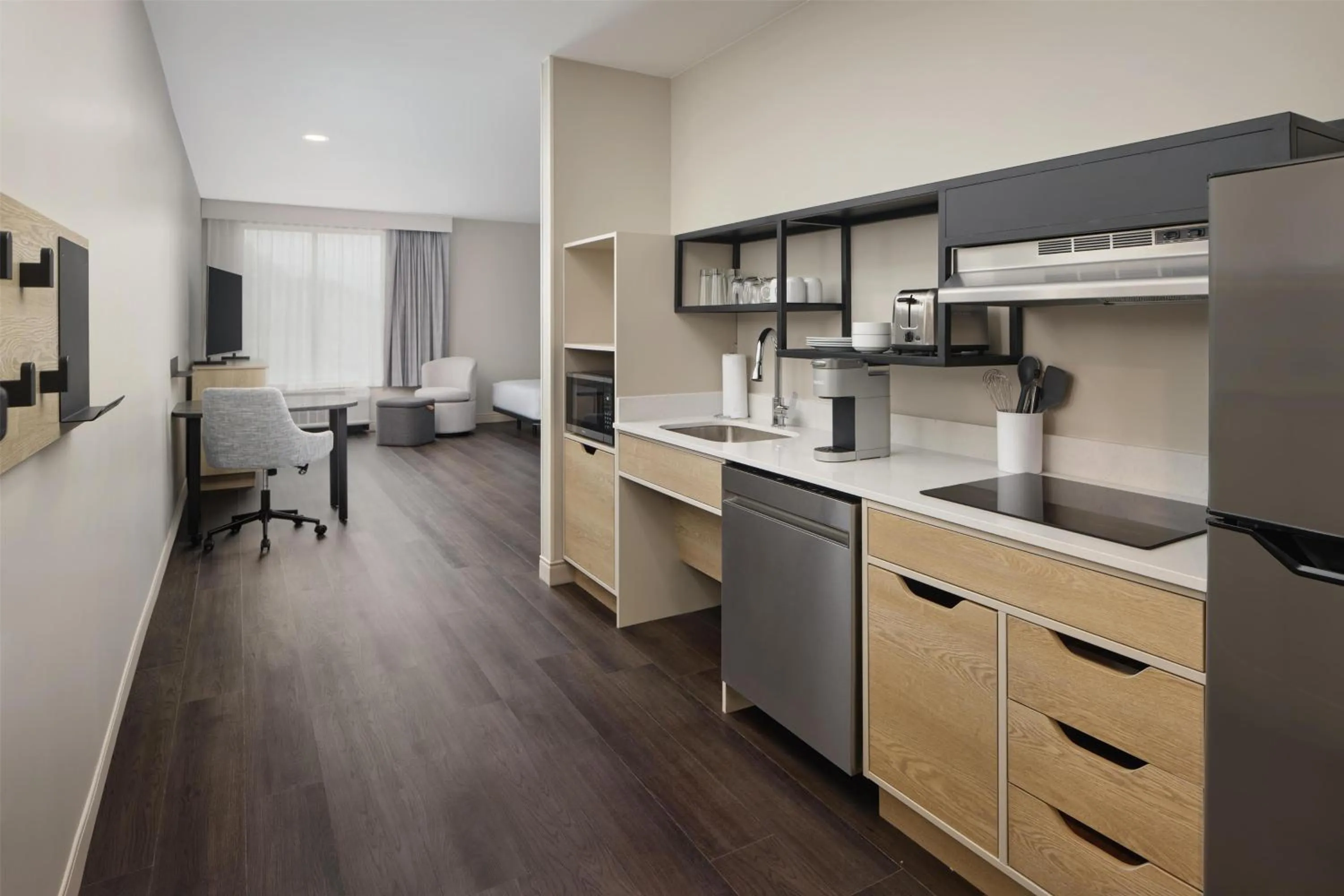 Kitchen or kitchenette in LivSmart Studios By Hilton Tullahoma