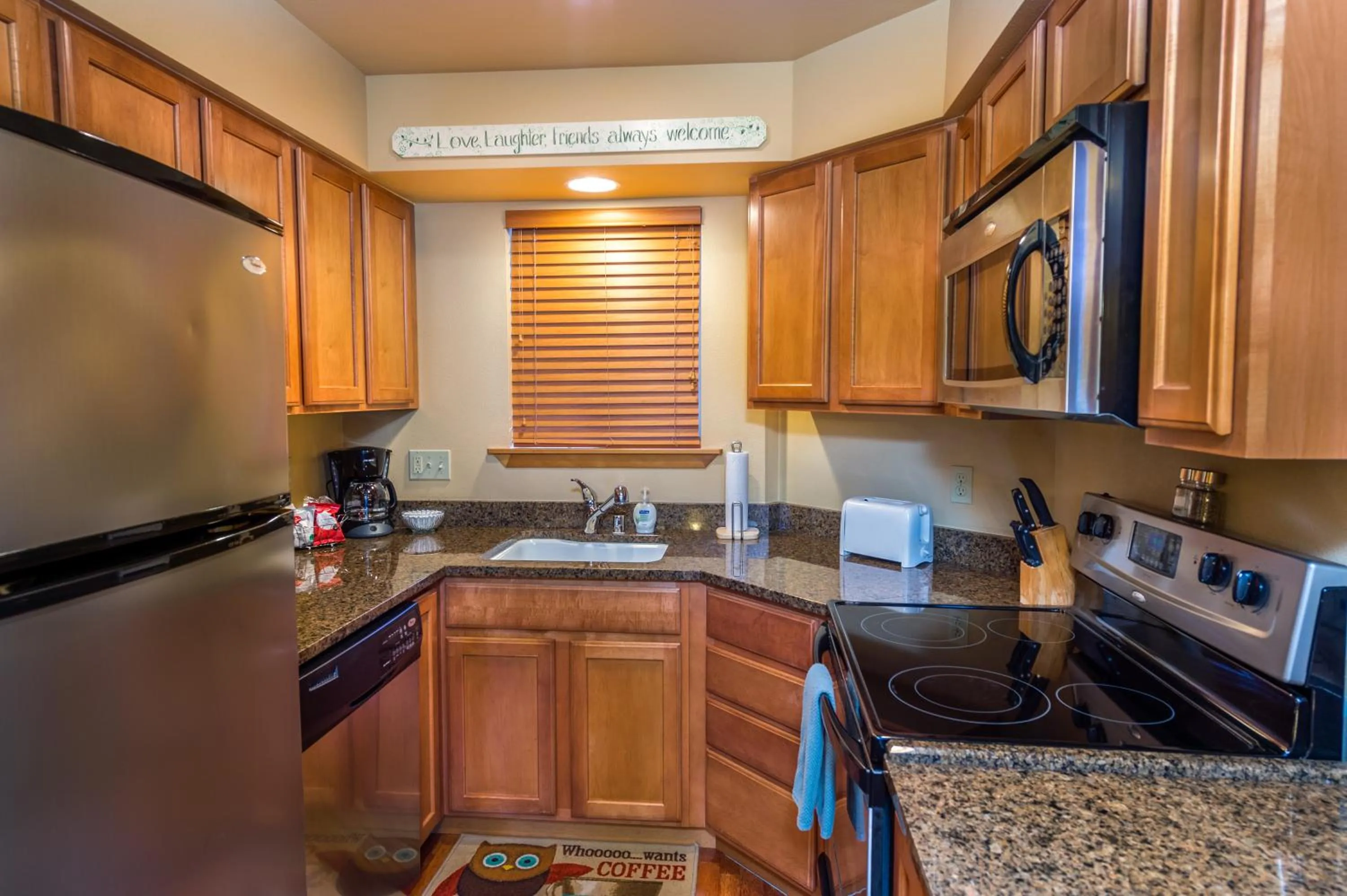 Kitchen or kitchenette in Icicle Village Resort