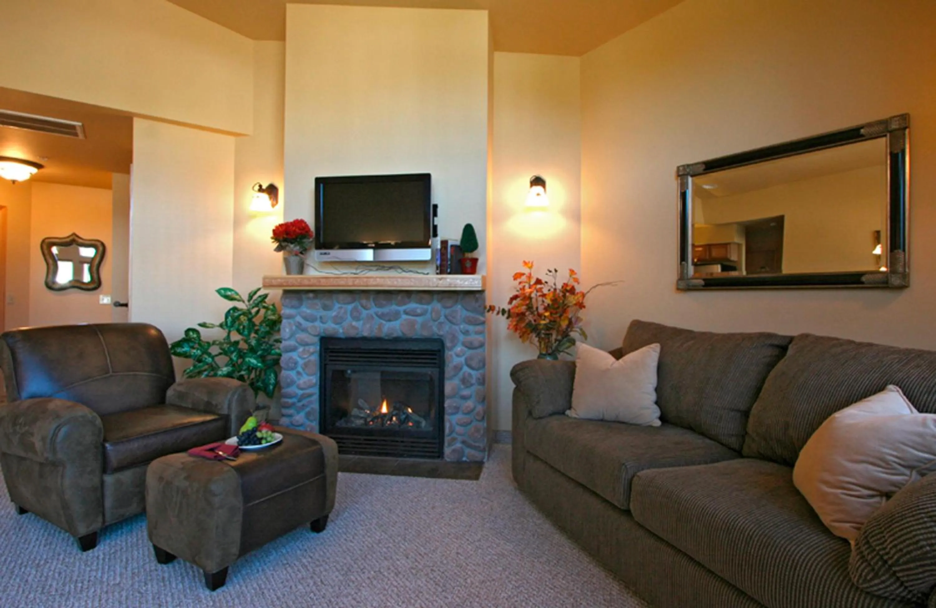 TV and multimedia in Icicle Village Resort