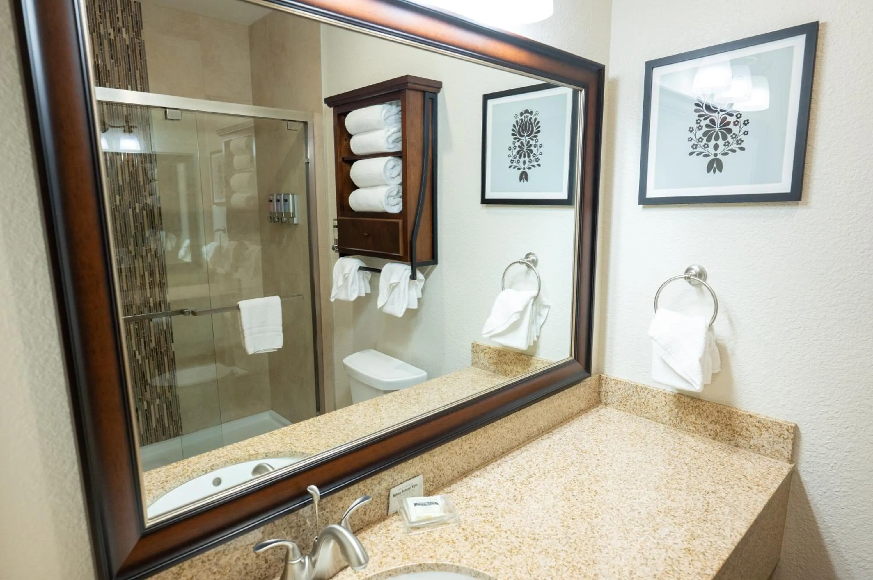 Icicle Village Resort