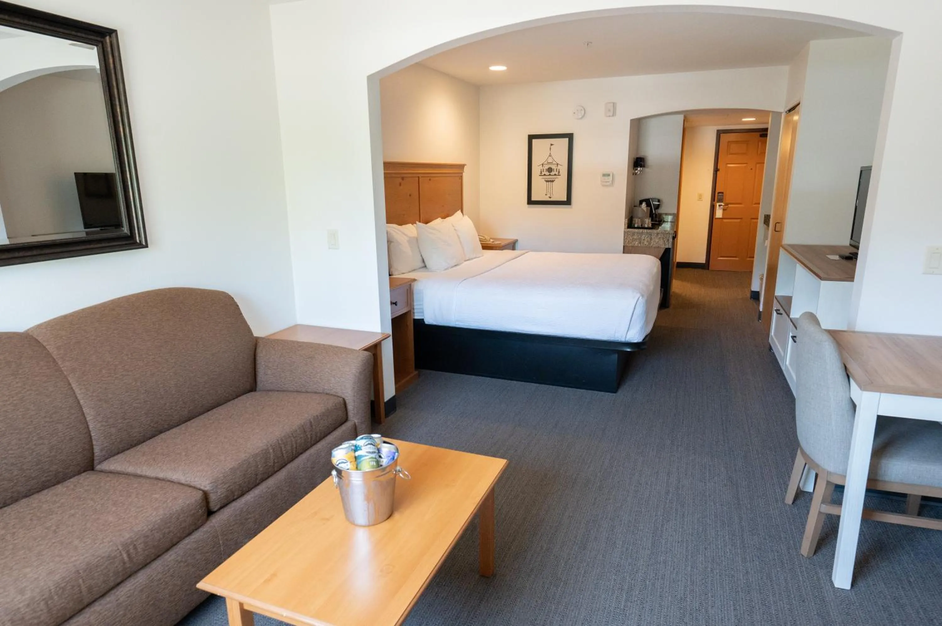 Bed in Icicle Village Resort